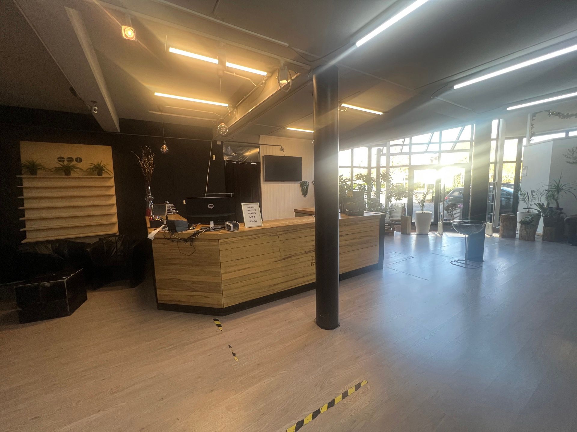 Baanwinkel van 725m² foto 6