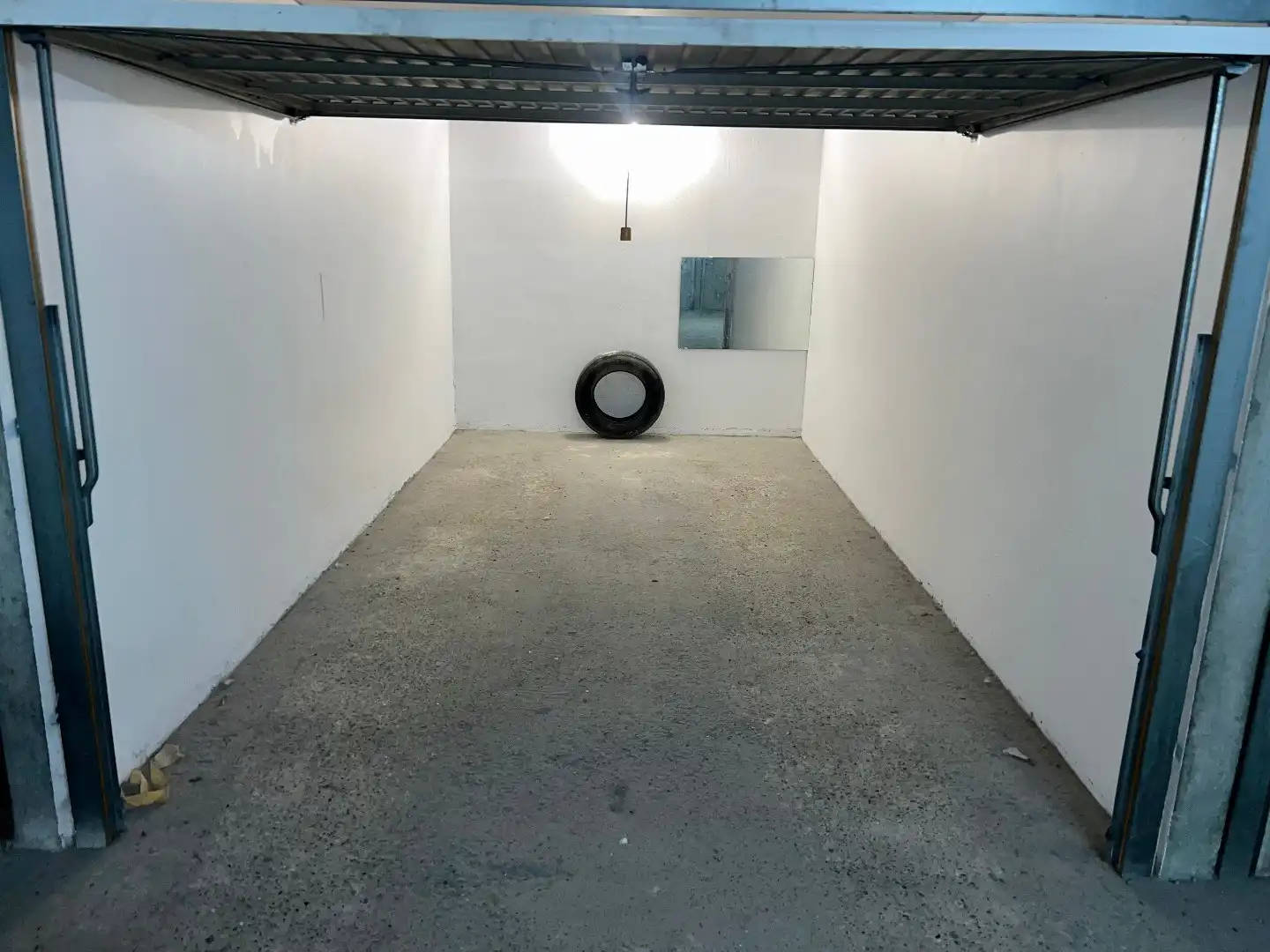Gesloten garage - aan de Zeedijk foto 5