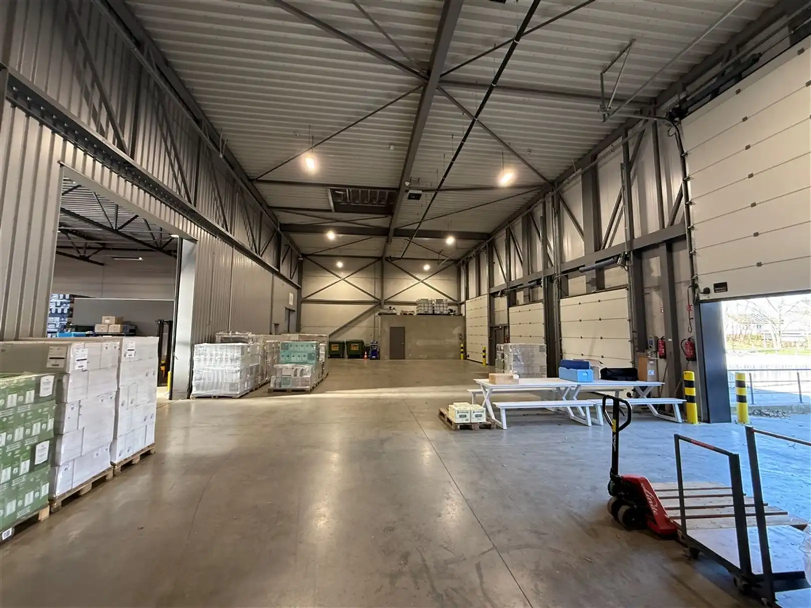 High-end bedrijfspand foto 10