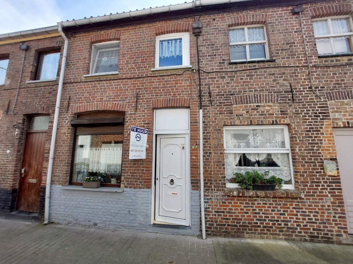 ()=>{if(producerUpdateValueVersion(node),producerAccessed(node),node.value===ERRORED)throw node.error;return node.value} Droge Janstraat 14 - - 8870 Izegem