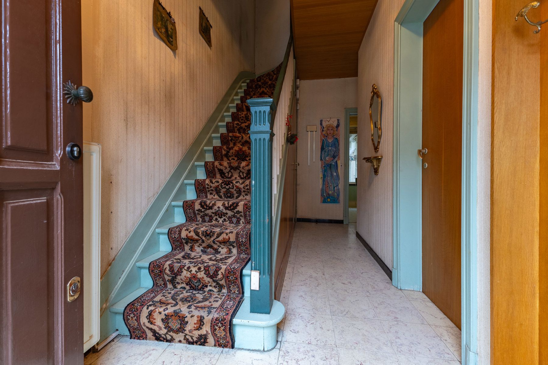 Gunstig gelegen woning met 6 slaapkamers, tuin en garage foto 5