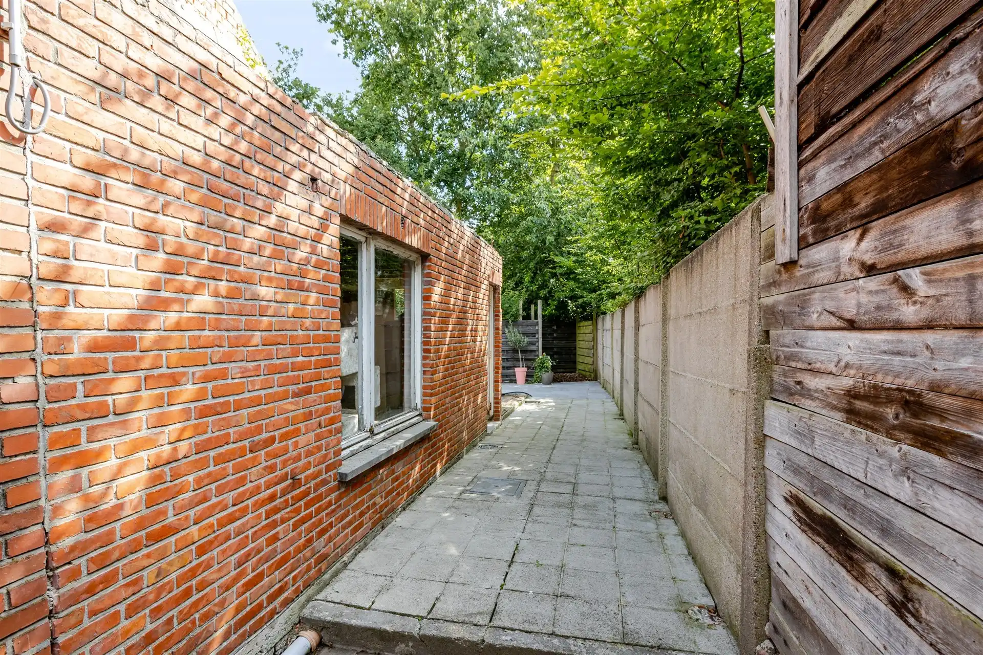 Instapklare halfopen woning met parking, Beveren - 2 slp foto 14