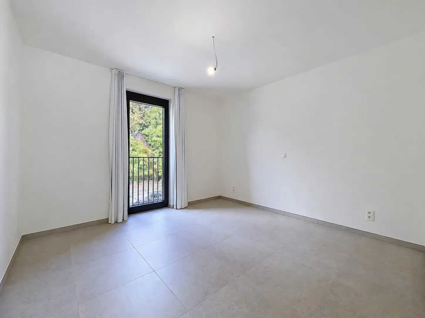 Nieuwbouwappartement te koop in Marke met 2 slaapkamers, zeer ruim terras van 50m² en een ruime woonoppervlakte foto 9