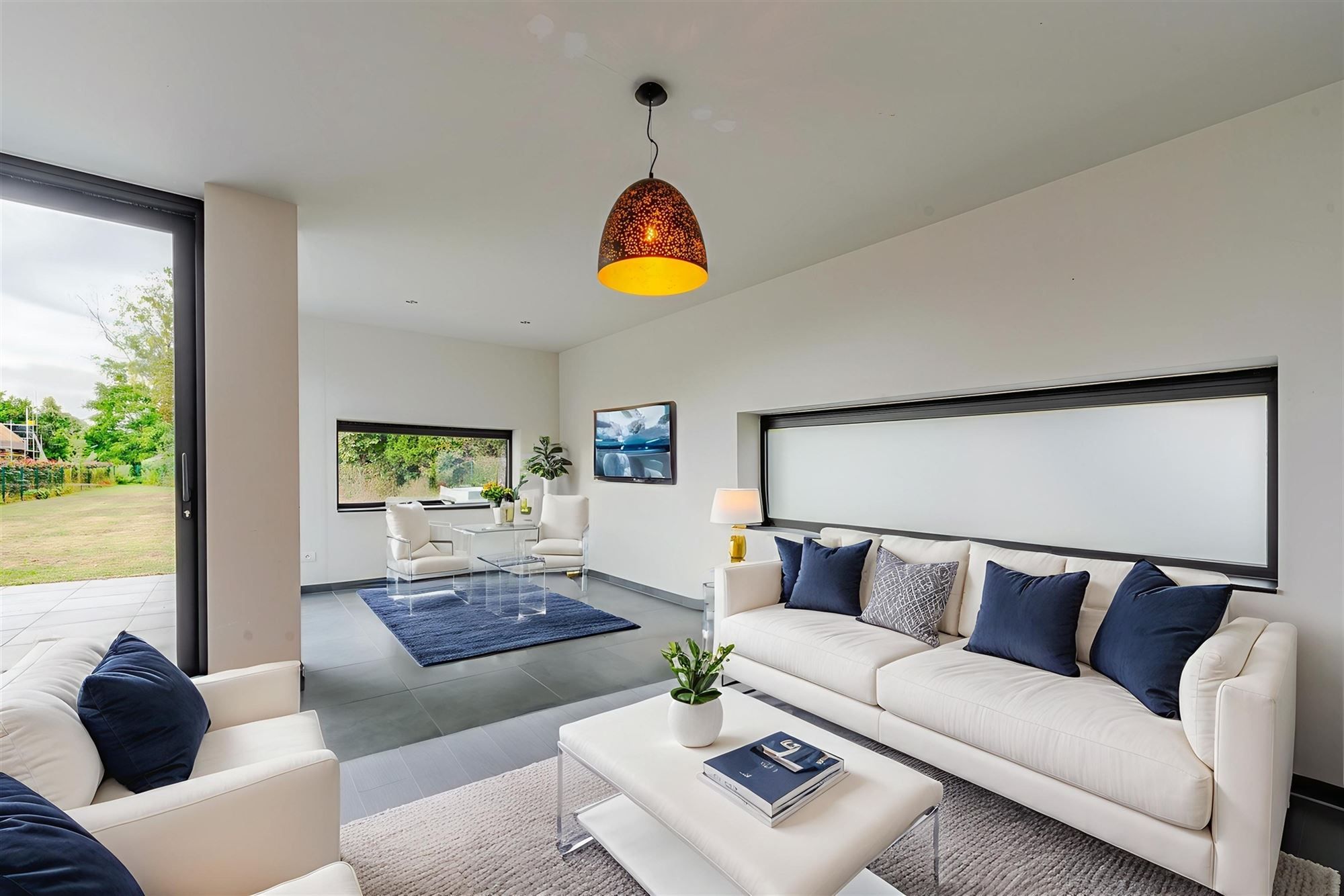 Moderne luxe en comfort in recente woning met 4 slaapkamers foto 6