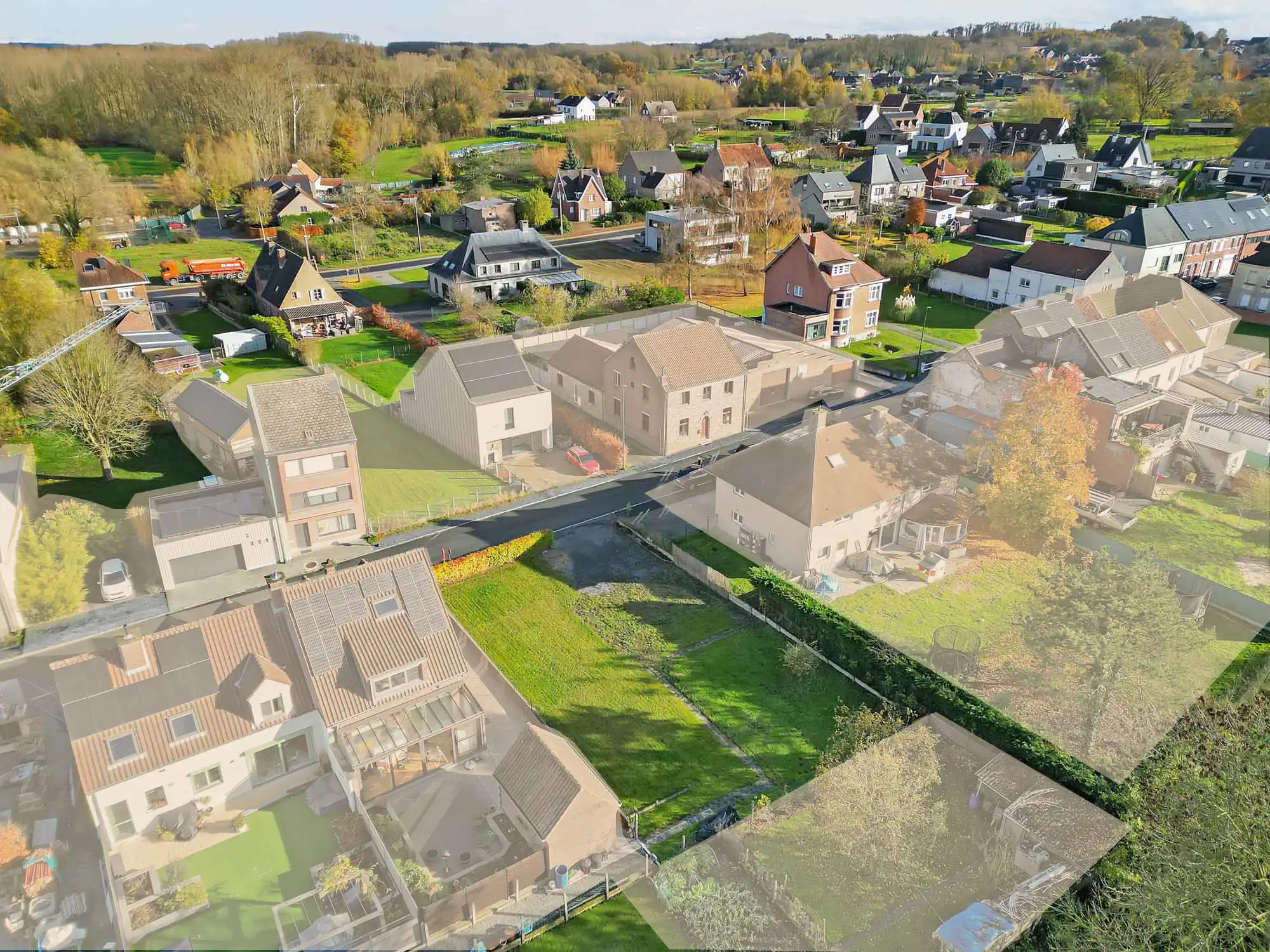 Perceel voor open bebouwing van 5a 02ca met rustige ligging! foto 5