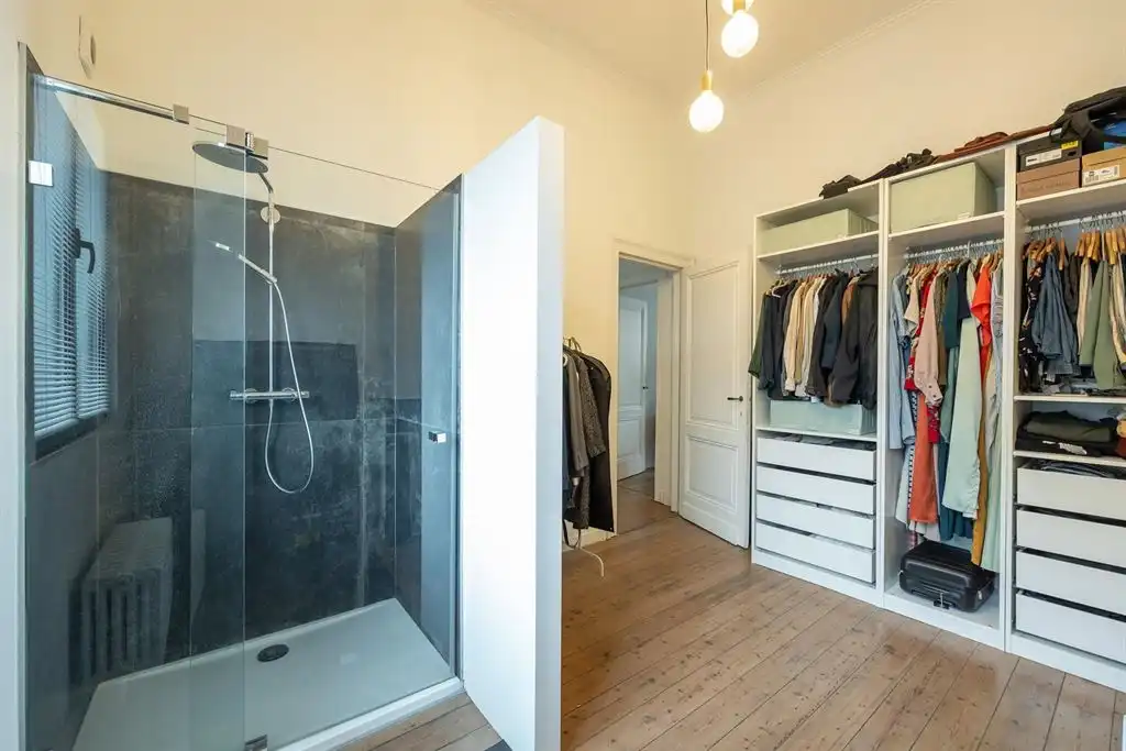 Sfeervol, instapklaar herenhuis met 4 slaapkamers & mediterraanse tuin in hartje Harmoniewijk foto 16