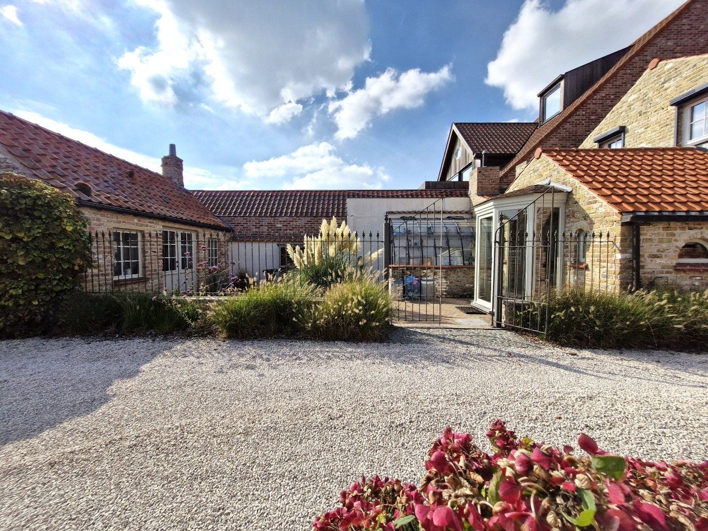 Uiterst charmante halfopen bebouwing met weidse zichten op een perceel van 2012m²  foto 23