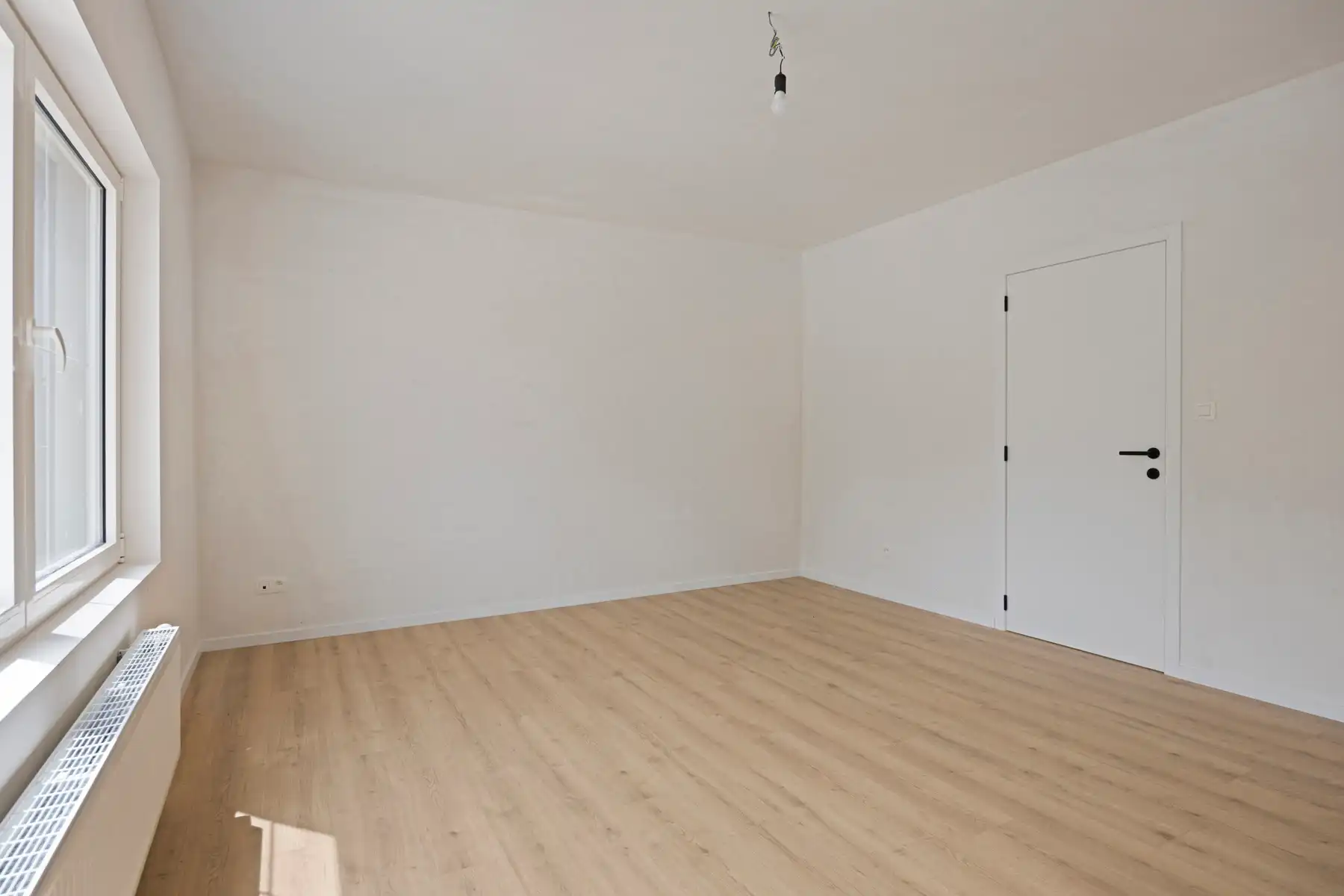 Volledig gerenoveerde woning met EPC-label B foto 18