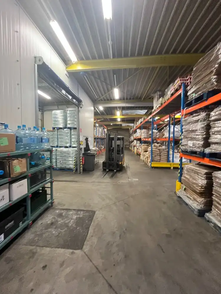 1.144m² Bedrijfsgebouw op 25a38ca foto 24