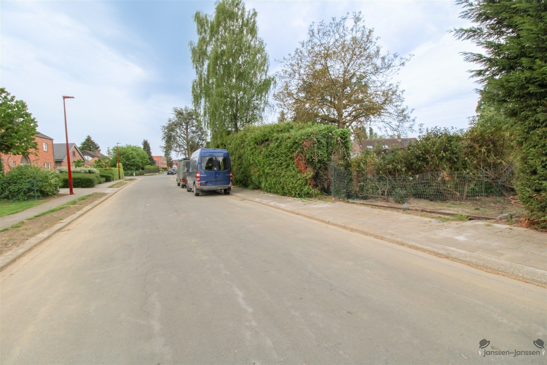bouwgrond HOB op perceel van 654 m² foto 4