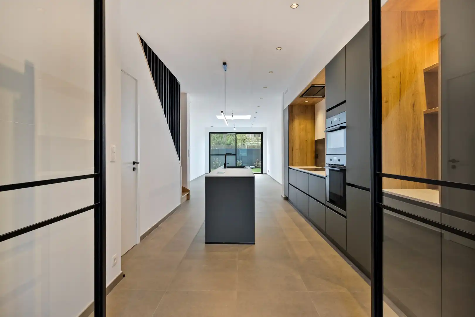 Totaal gerenoveerde woning met 3 slaapkamers, 2 badkamers, tuin en terras in Kessel-Lo! – EPC 14 kWh/m² - bewoonbare opp. 152 m² foto 6