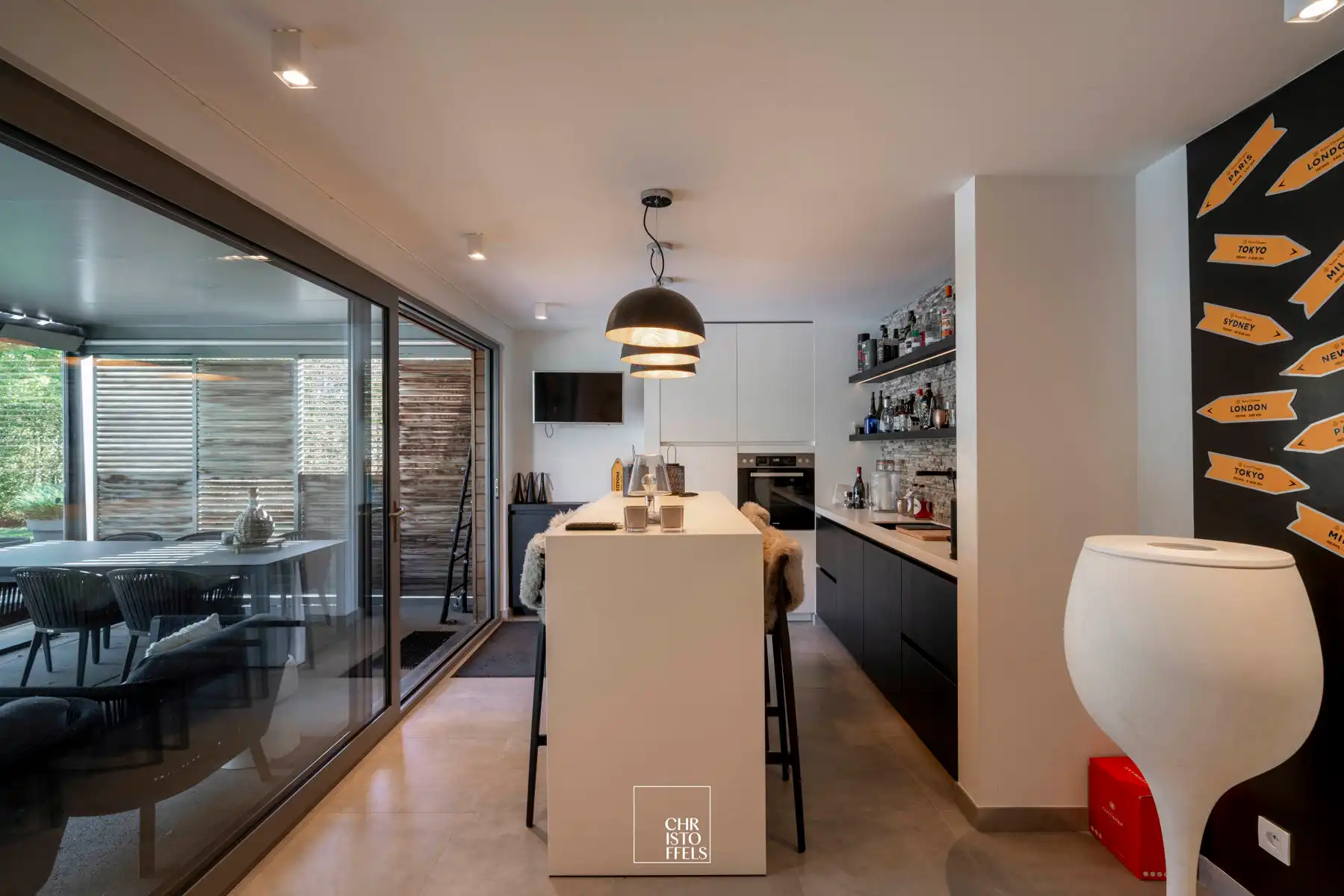 Moderne villa (374 m²) met zwembad en poolhouse op perceel van 1.039 m² foto 27