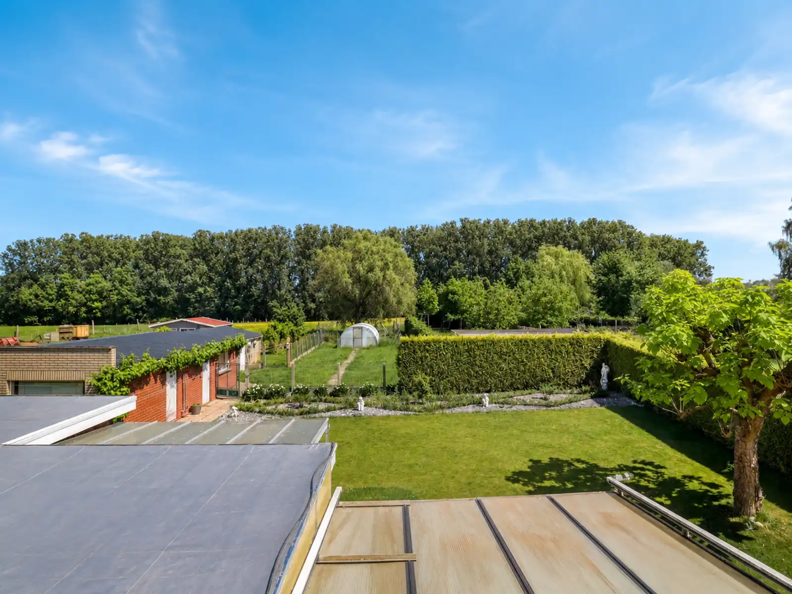 Prachtig gelegen open bebouwing met achterliggende weide foto 14