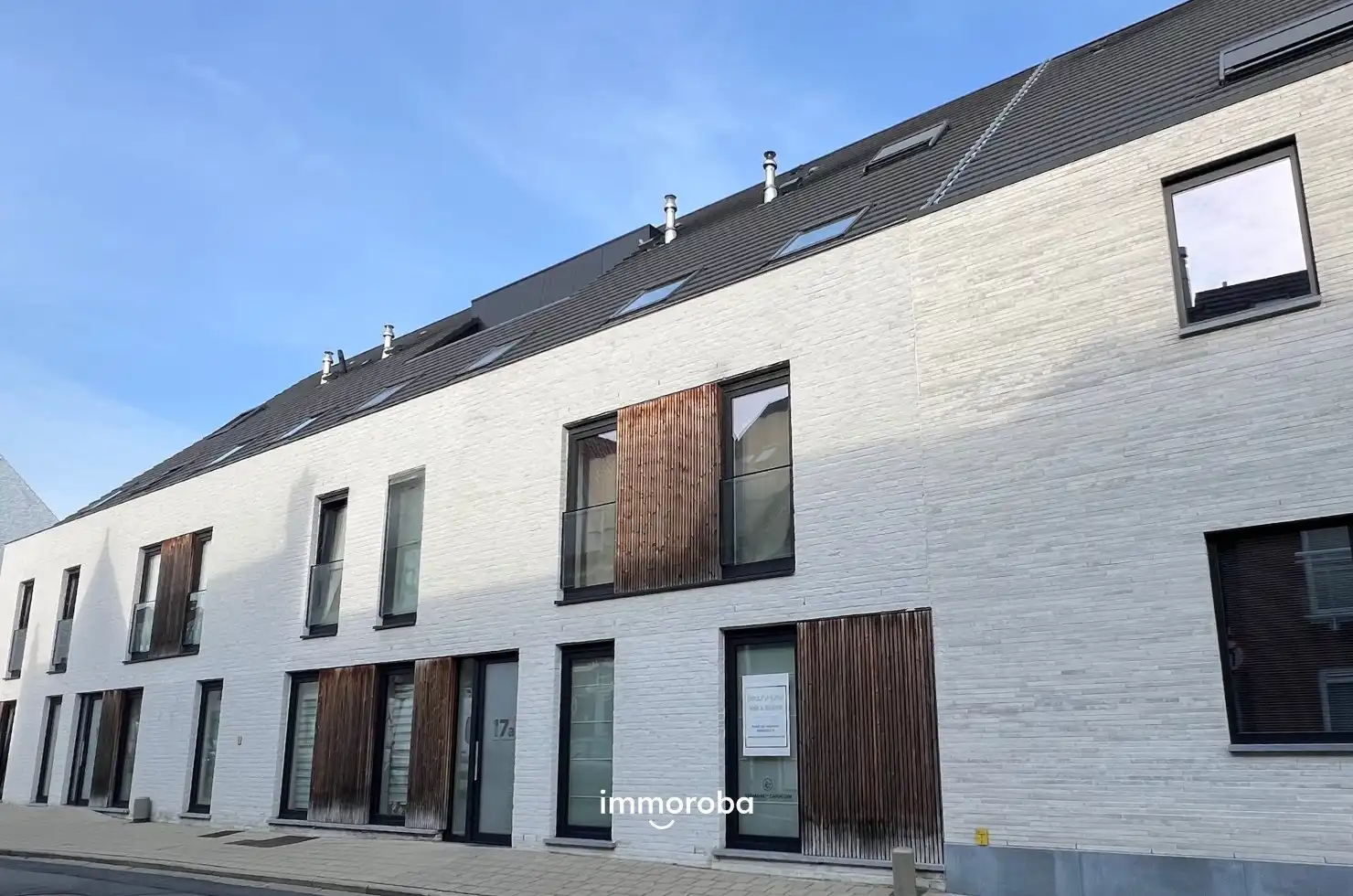 Recent 2-slaapkamerappartement TE KOOP nabij centrum Waregem en Park Baron Casier! foto {{pictureIndex}}