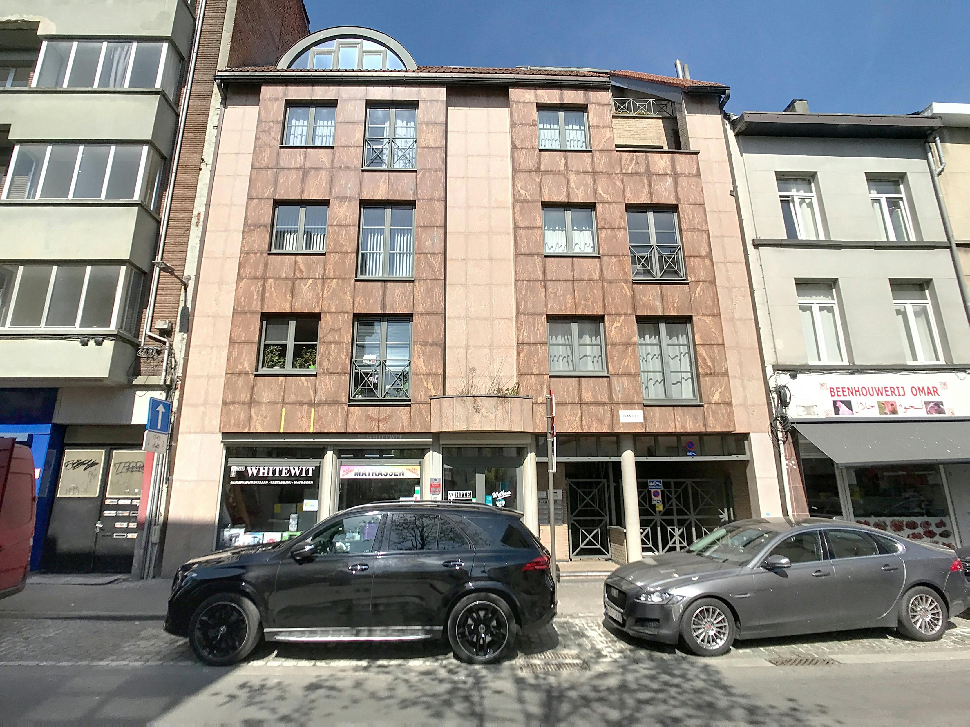 Handelspand  van ca. 326 m² te koop in Antwerpen foto 2