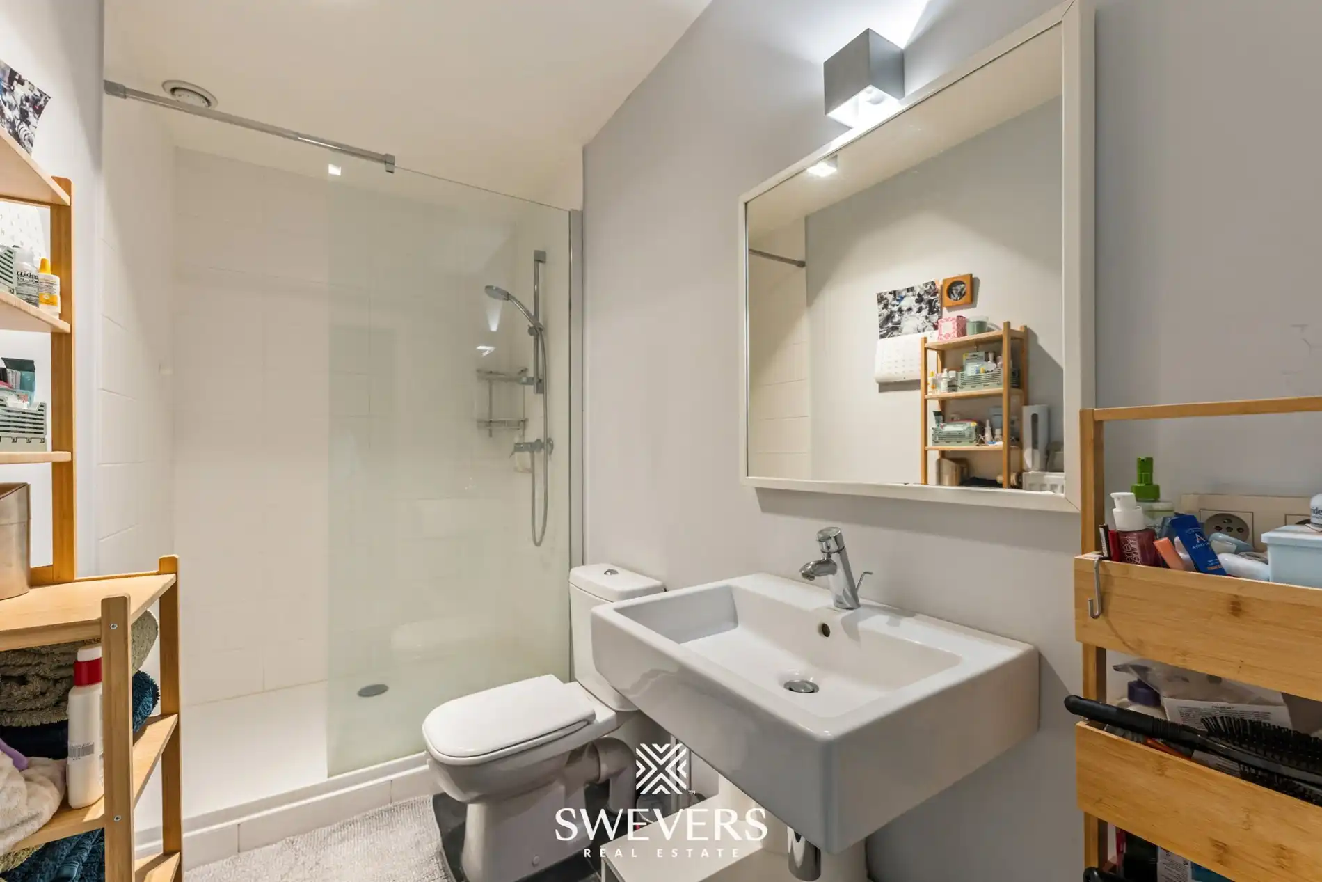Instapklaar appartement + parking op toplocatie in Leuven foto 9