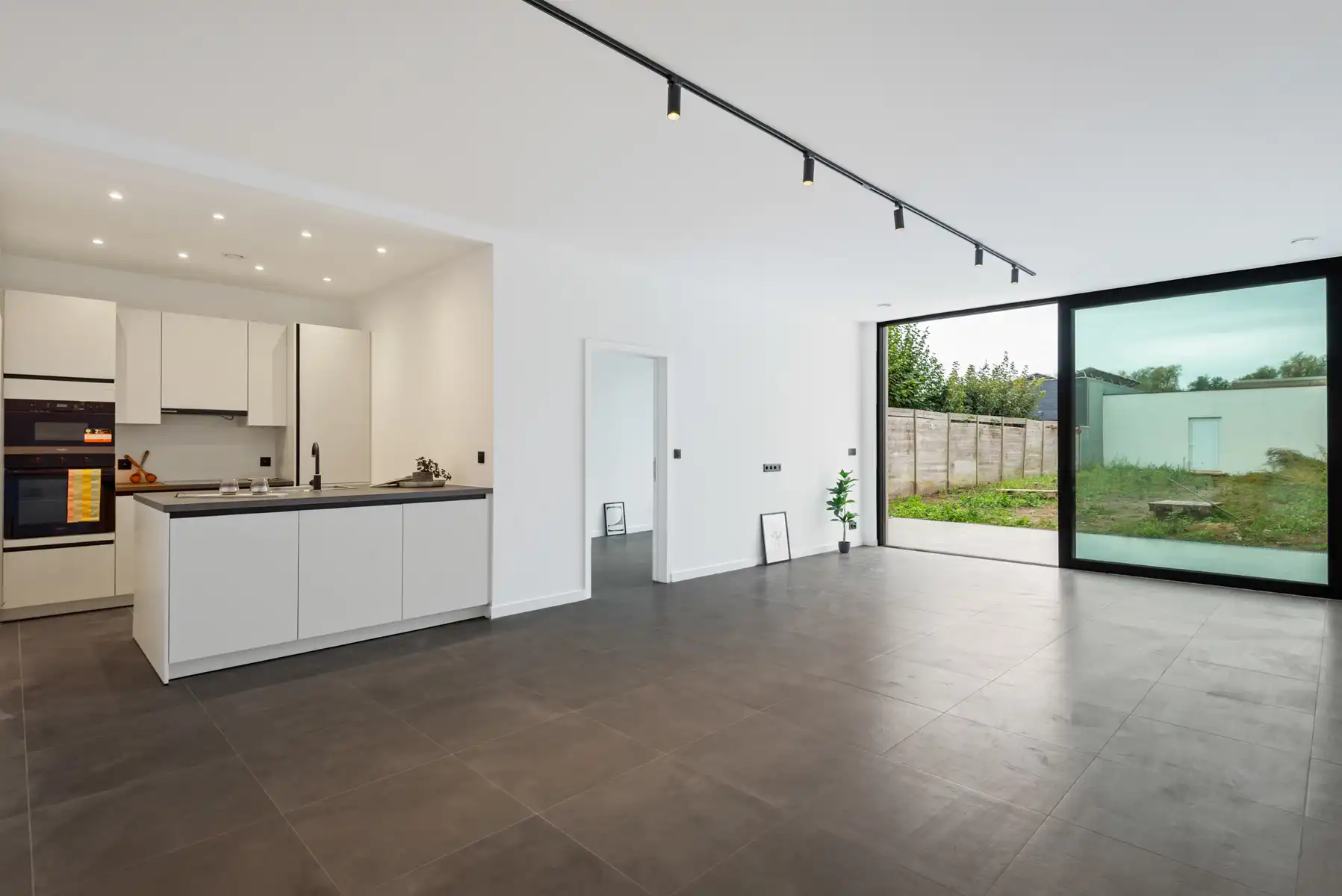 Nieuwbouw gelijkvloers appartement met tuin en garagebox foto 7