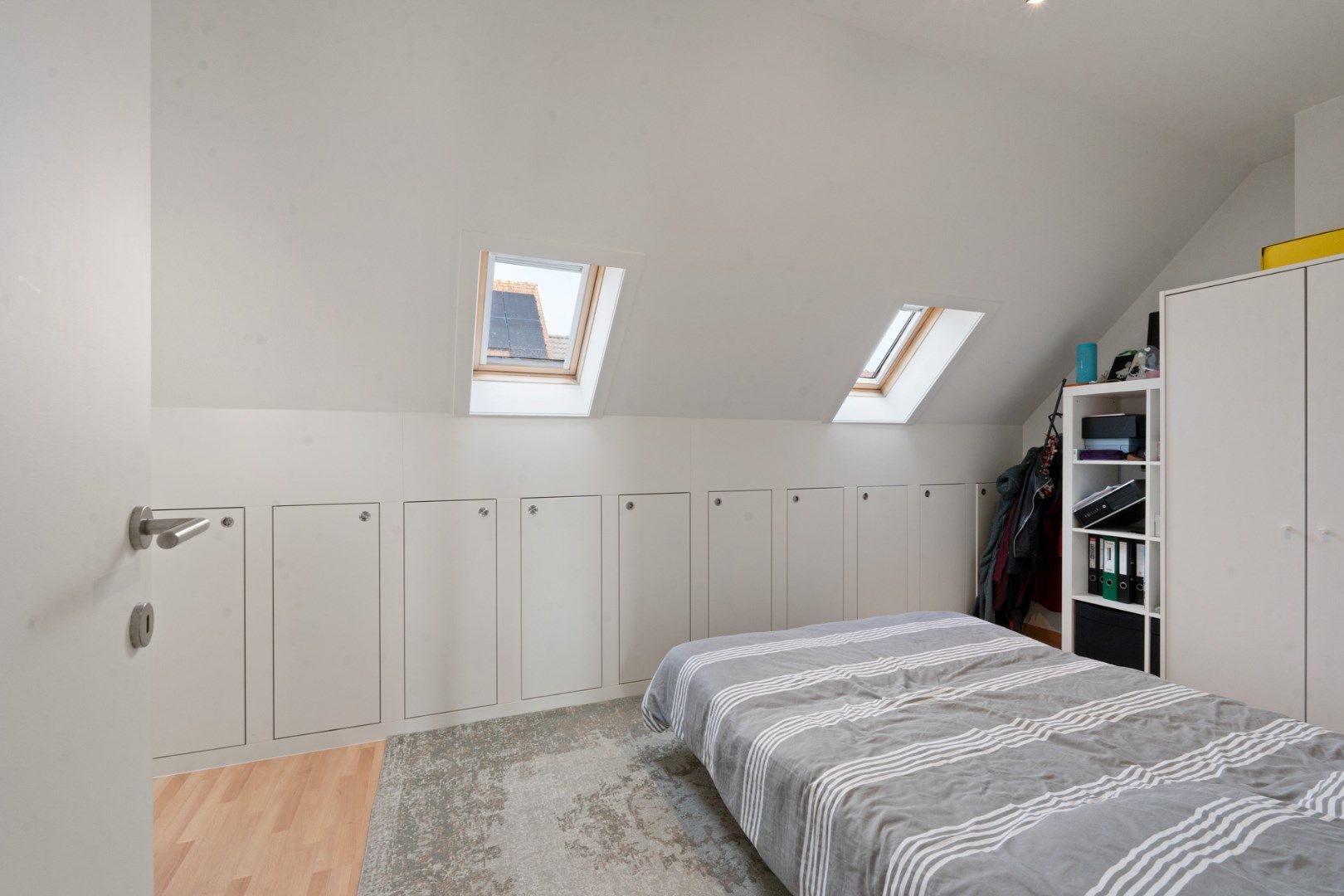 Ruime bel-étagewoning nabij Duinenwater foto 12
