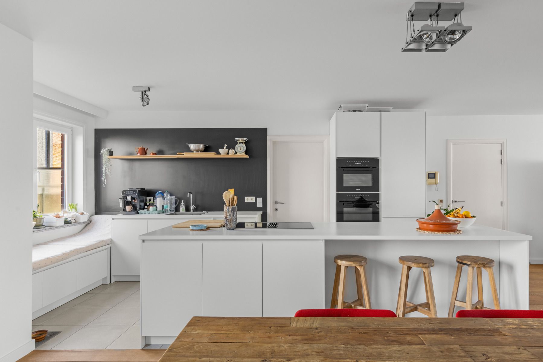 Groot appartement met terras in centrum van Aalter! foto 5