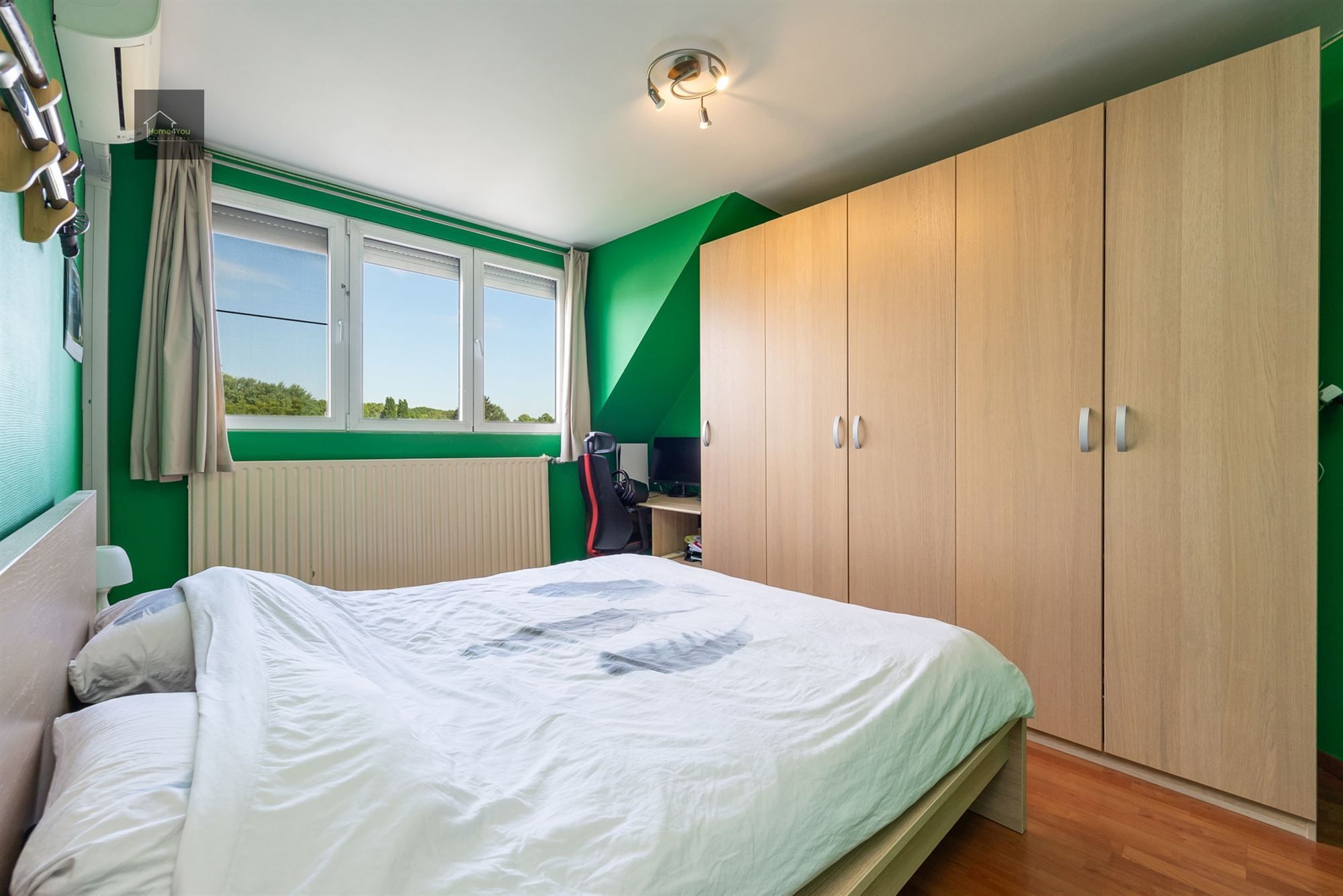 Instapklare woning met zonnepanelen op TOP locatie foto 18