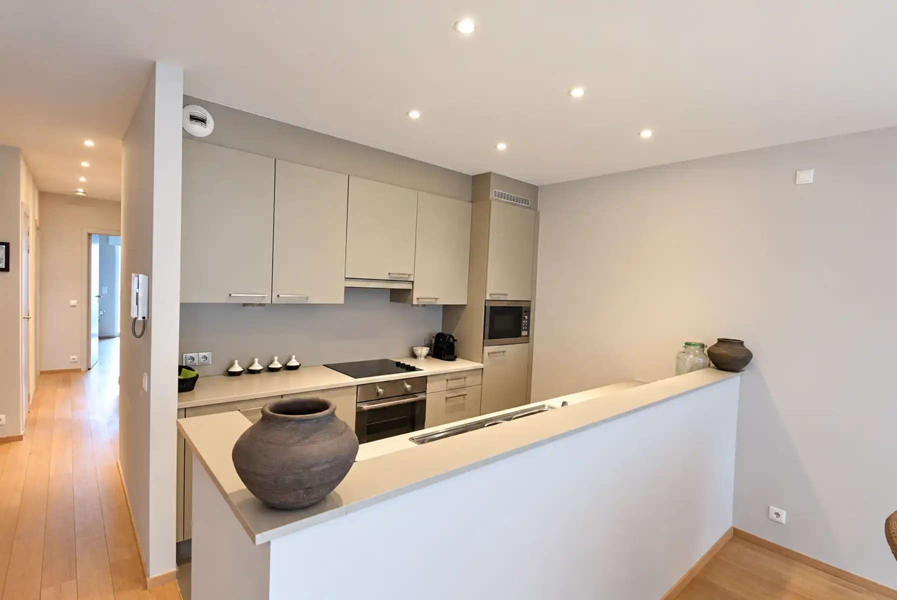 Appartement te huur foto 7