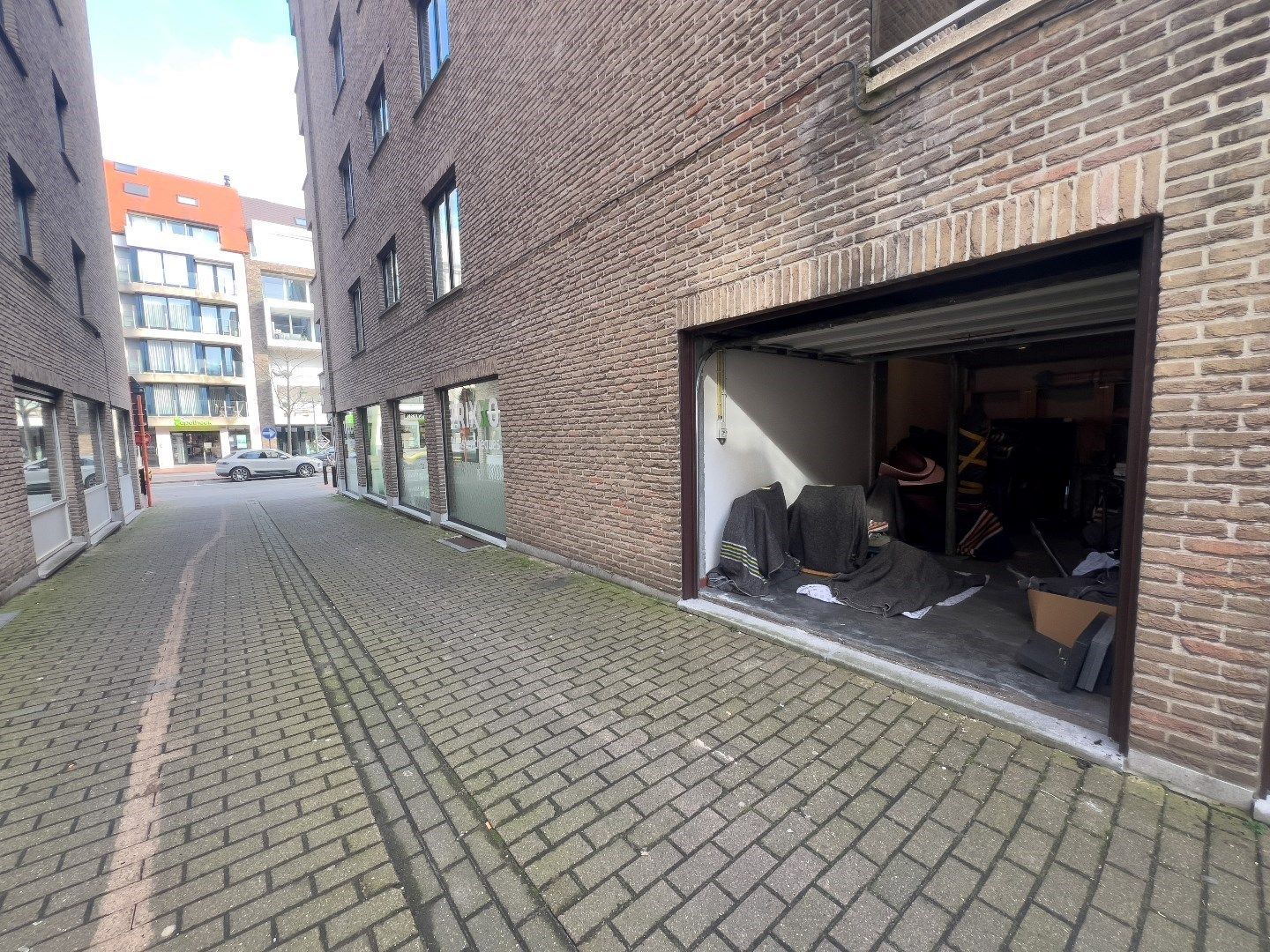 Ruim hoekappartement met 3 slpk. en een open zicht gelegen op de Lippenslaan ter hoogte v.h. Verweeplein.  foto 15