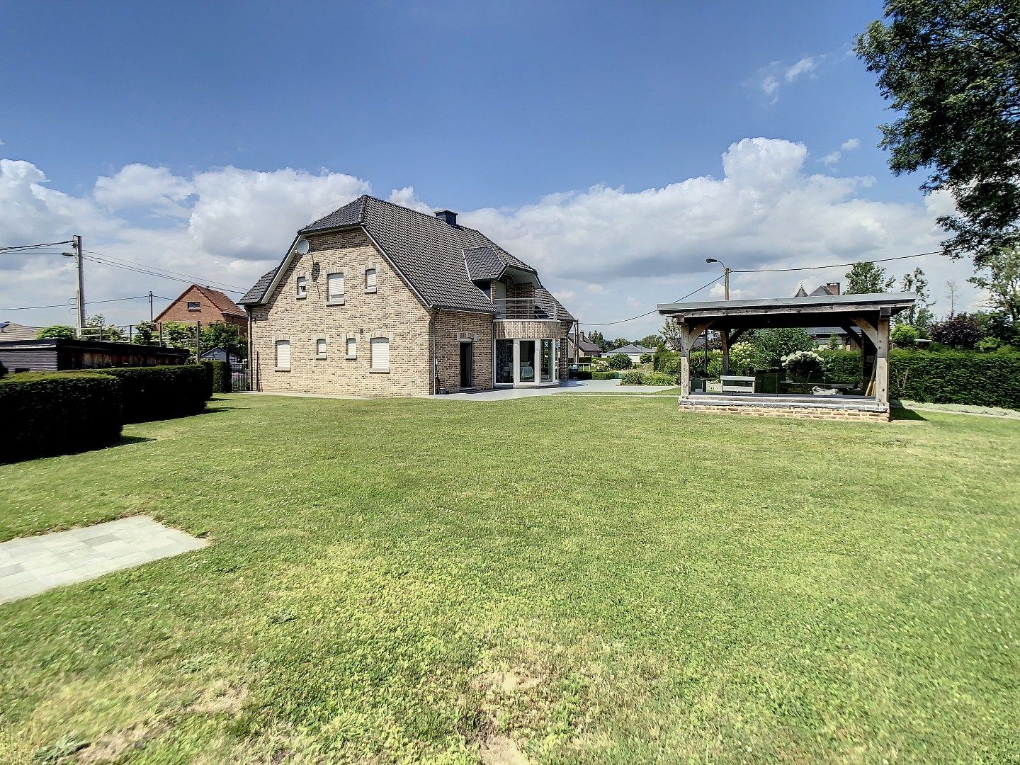 Prachtige woning met 5 slaapkamers, bureau, kelder, garage en tuin te 's Gravenvoeren foto 20