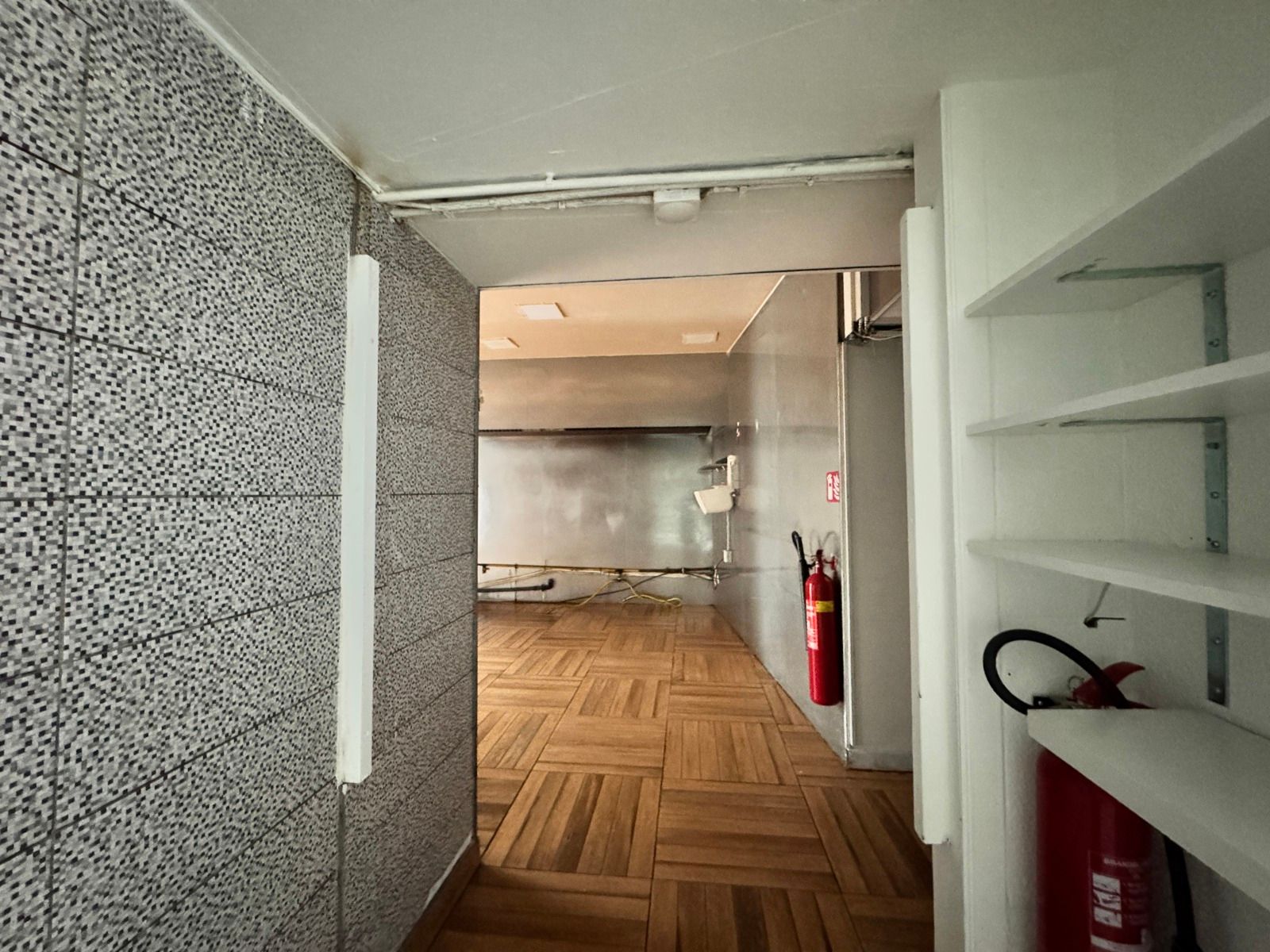 Te huur handelspand in het centrum van Wilrijk  foto 5