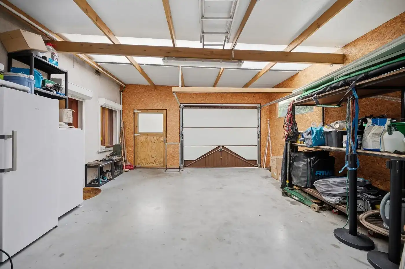 Instapklare woning met handelspand op een goede locatie foto 16
