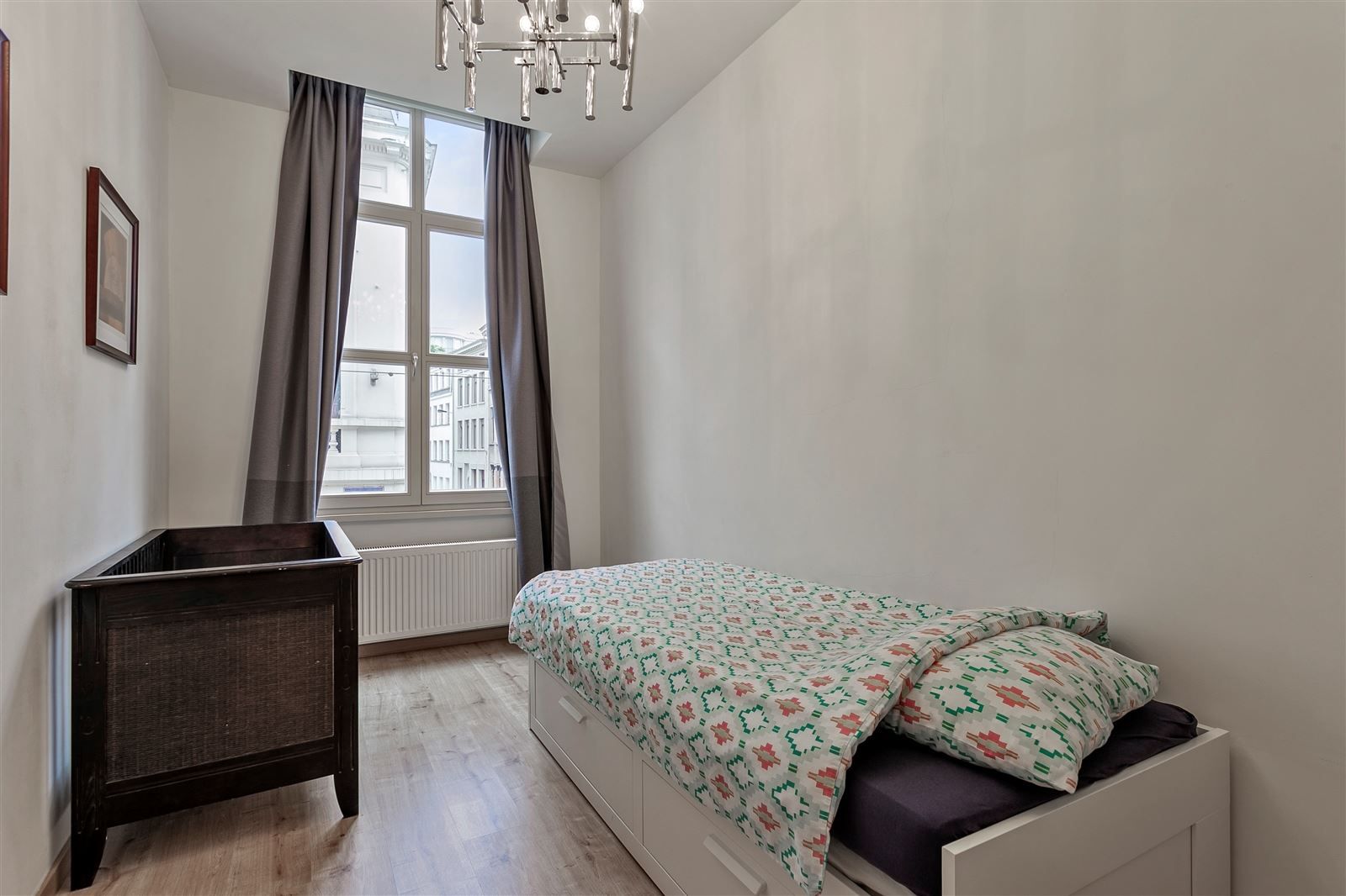 Prachtig gemeubeld 2 slaapkamer appartement foto 6