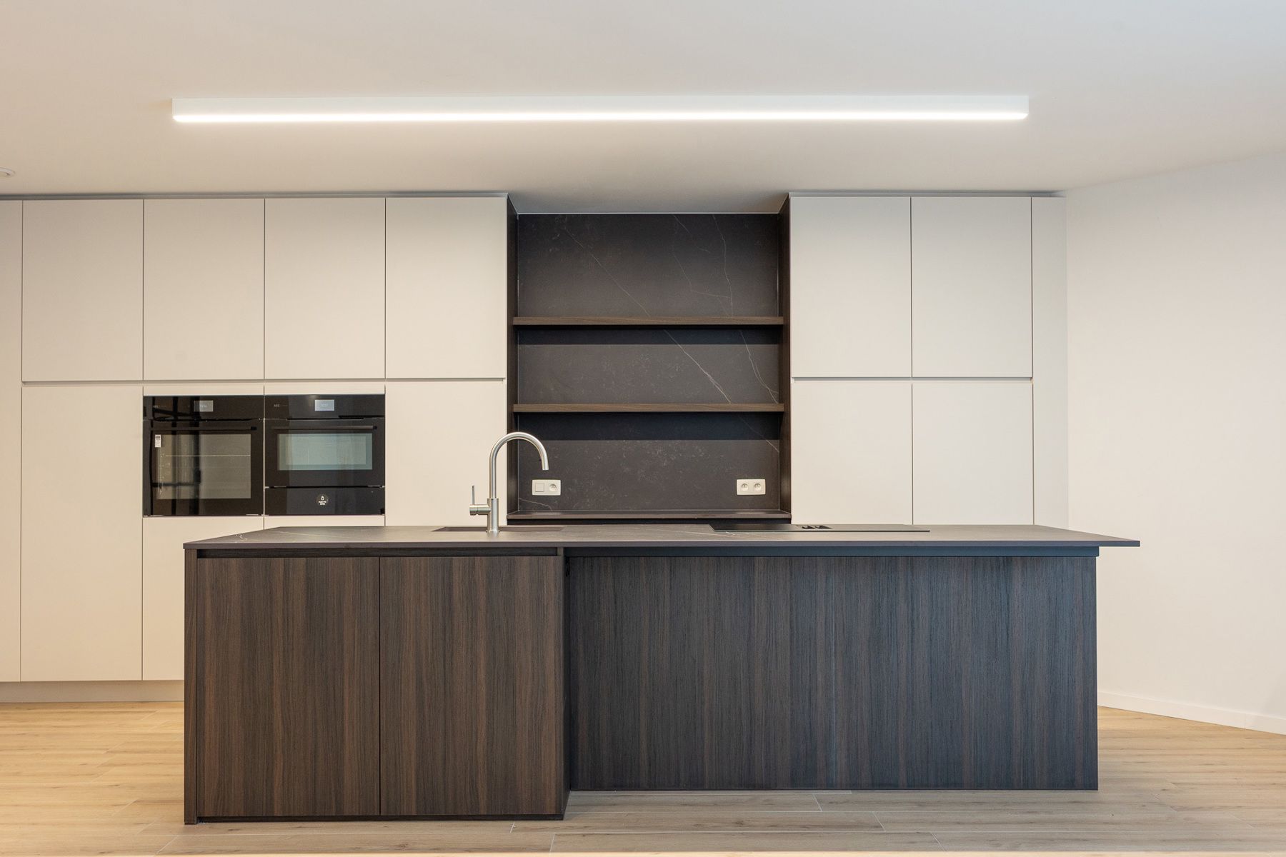 Onmiddellijk beschikbaar nieuwbouw appartement in centrum Stabroek! foto 3