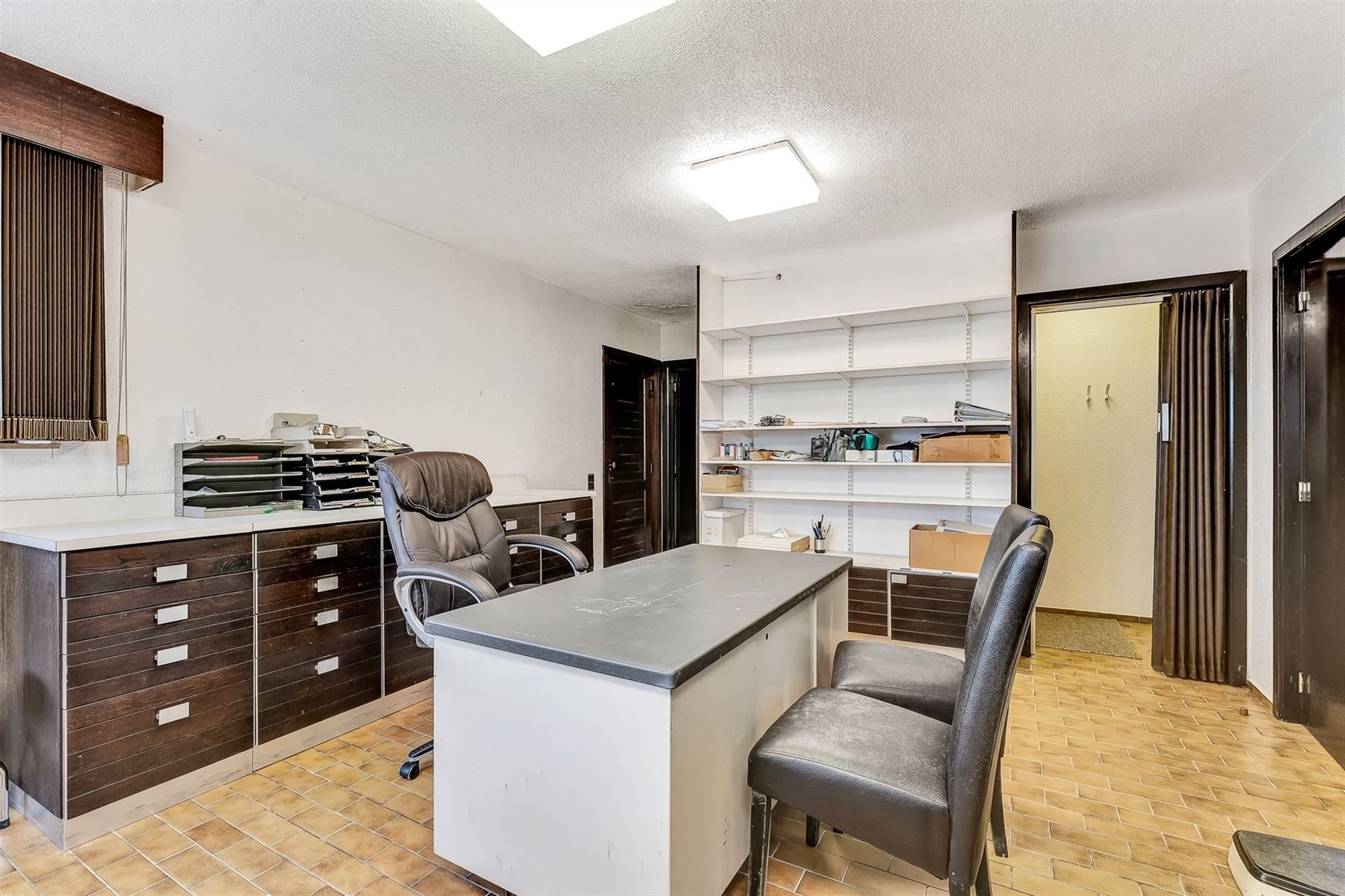 ZEER RUIME EN KARAKTERVOLLE WONING GELEGEN OP EEN BREED, UITGESTREKT EN ZUIDELIJK GEORIËNTEERD PERCEEL VAN 36A20CA TE BALEN (HULSEN) foto 18