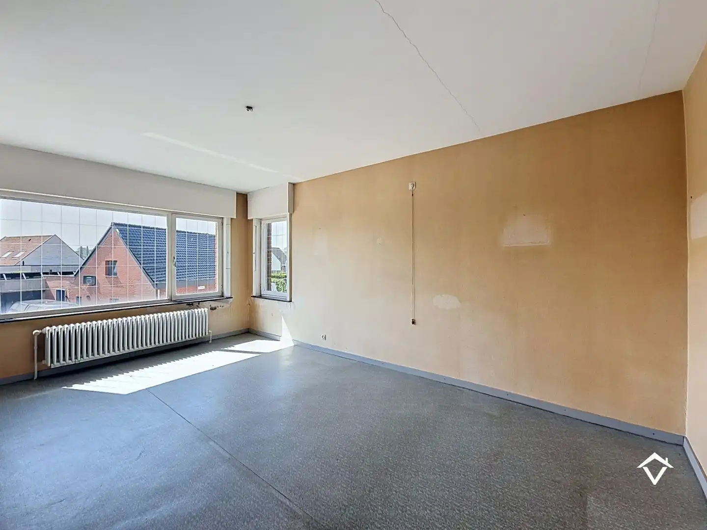 Gezinswoning met polyvalente ruimte, vijf slaapkamers en inpandige garage te Koekelare foto 14