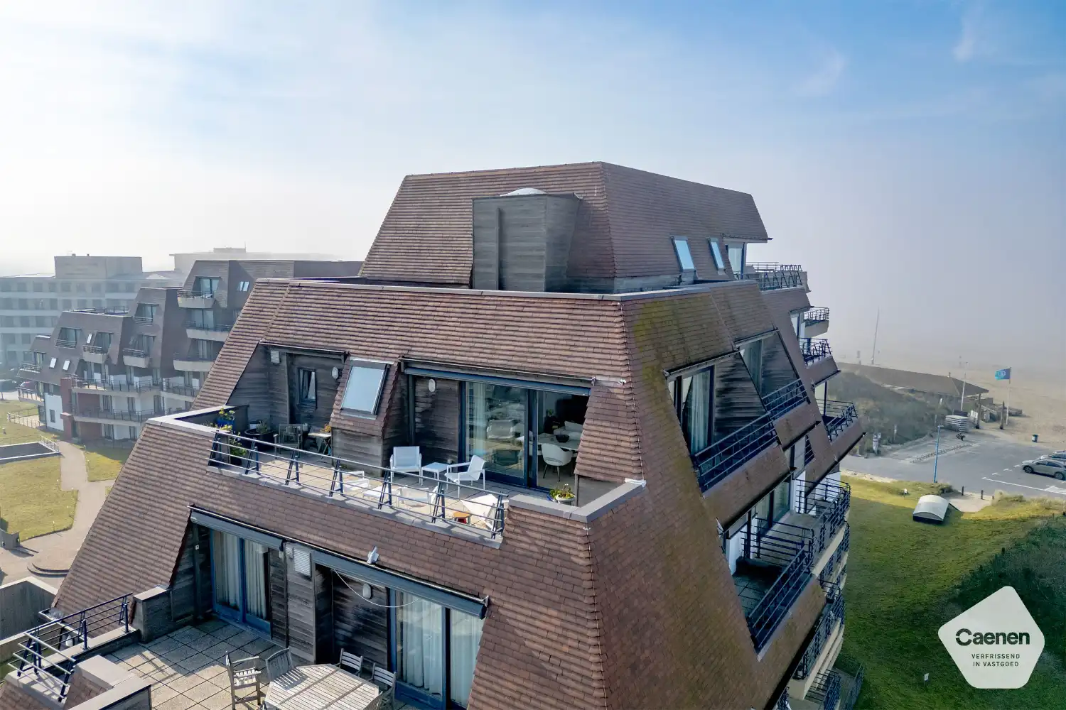Ruime penthouse met fantastisch zicht op de zee én het hinterland foto 3