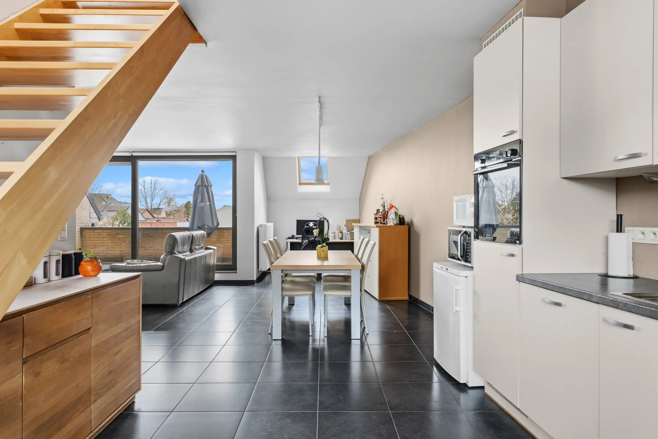 Lichtrijke duplex (EPC B) met 3 slpks,zonnig terras & garage foto 7