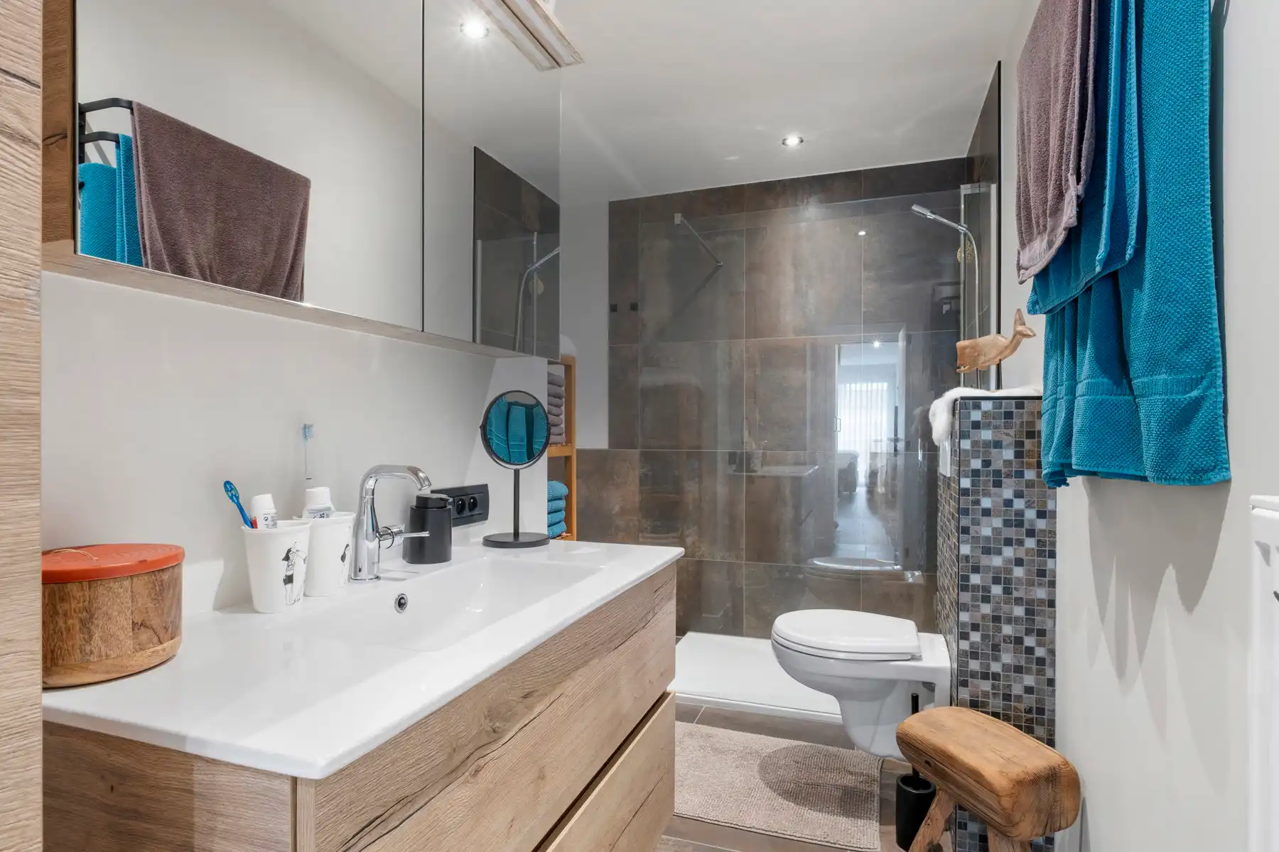 Hoogwaardig afgewerkt appartement te Zedelgem foto 13