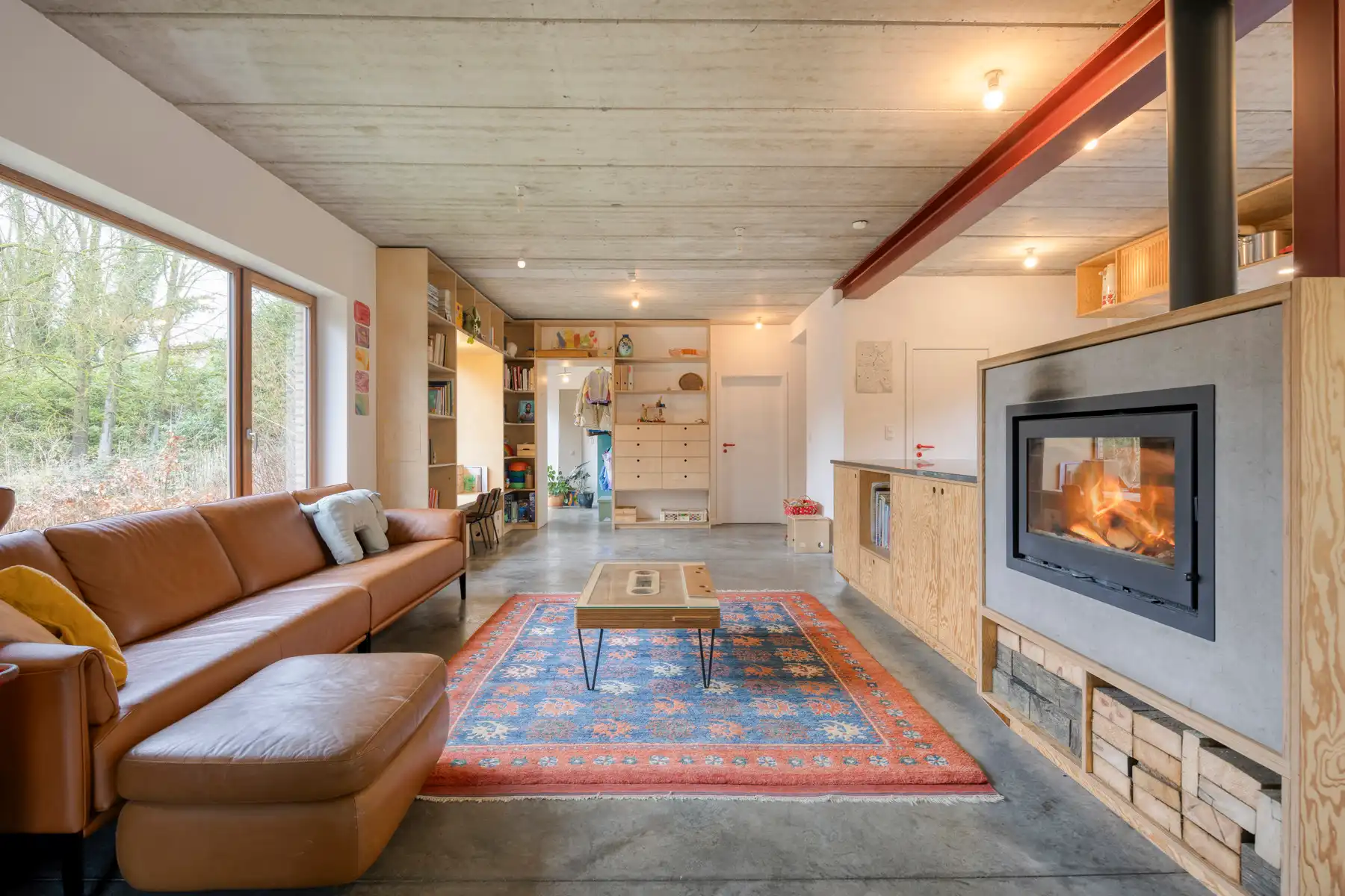 Ruime villa in een groene omgeving foto 8