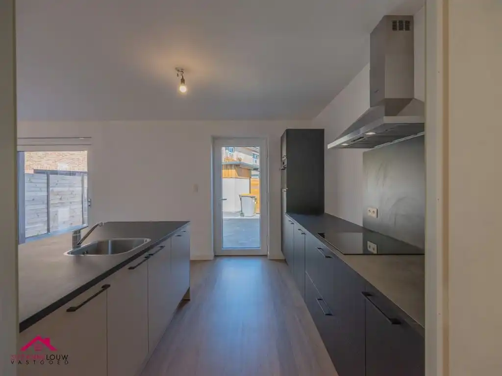 Gelijkvloers appartement met ruim terras foto 25