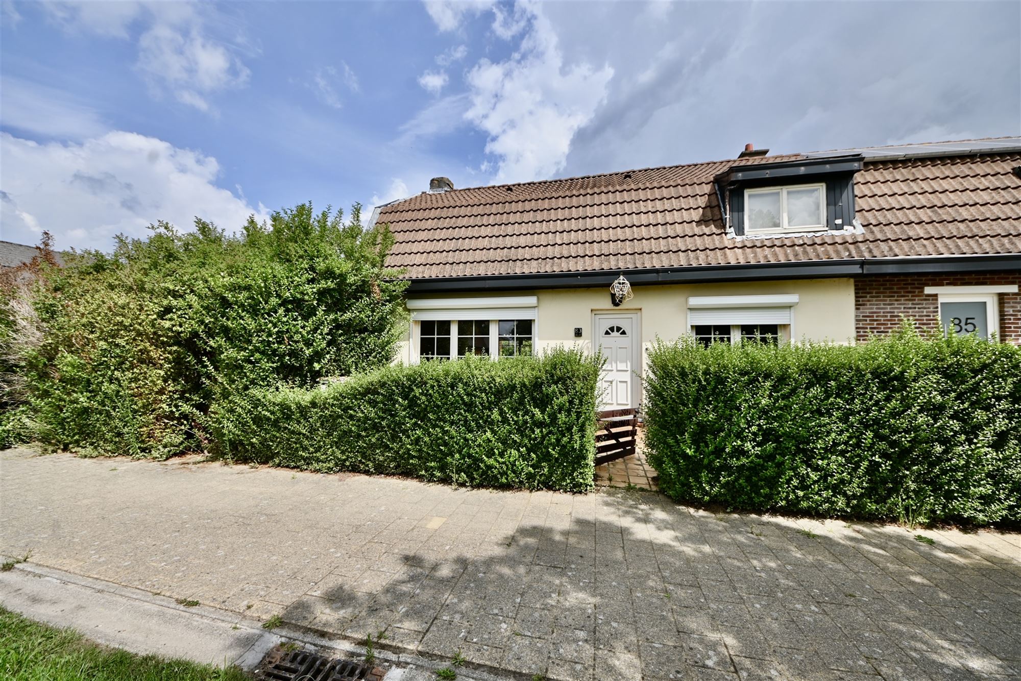 ()=>{if(producerUpdateValueVersion(node),producerAccessed(node),node.value===ERRORED)throw node.error;return node.value} Jozef Wautersstraat 83 - 2830 Willebroek
