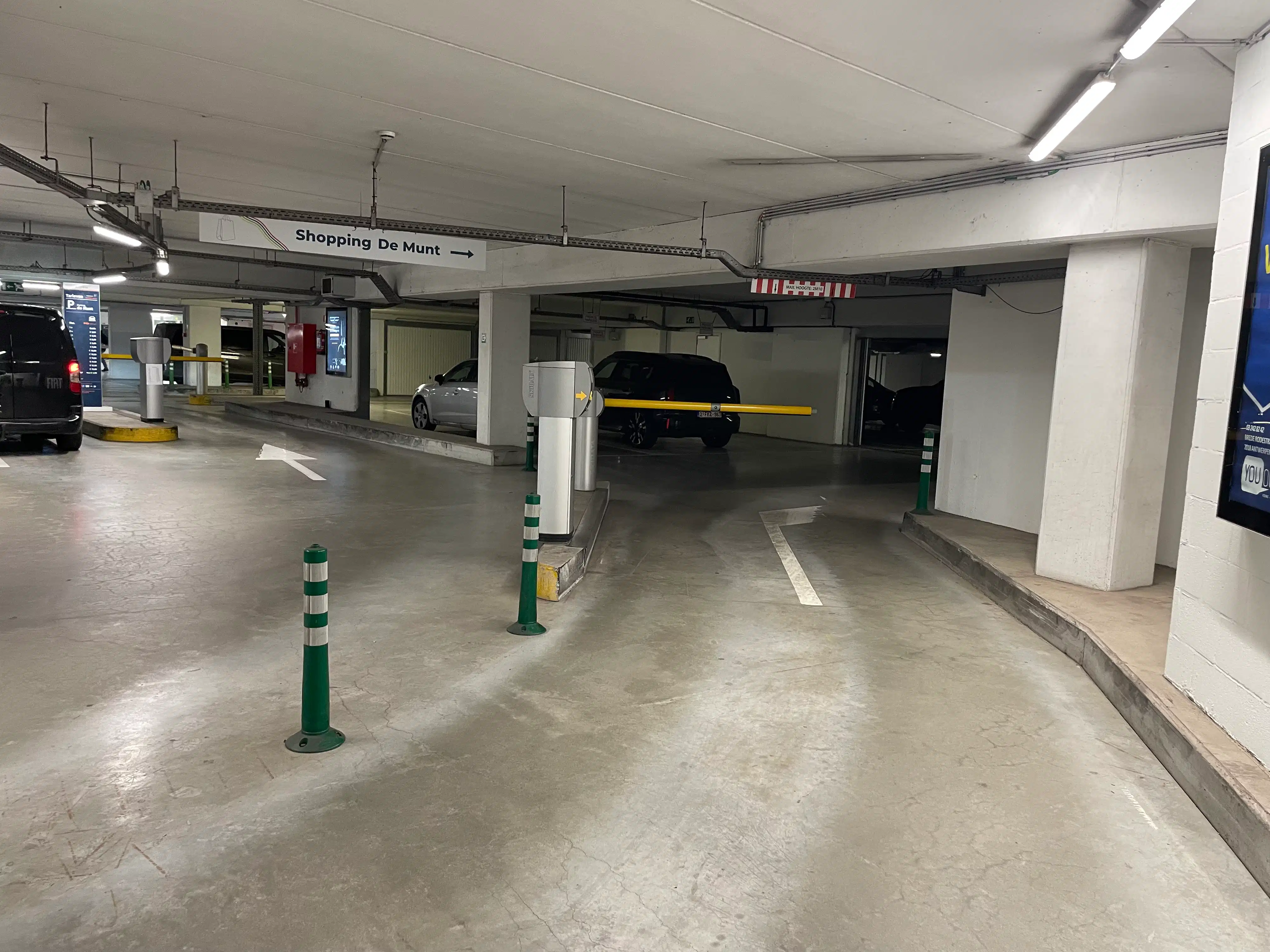 AUTOSTANDPLAATS 'De Munt' foto 5