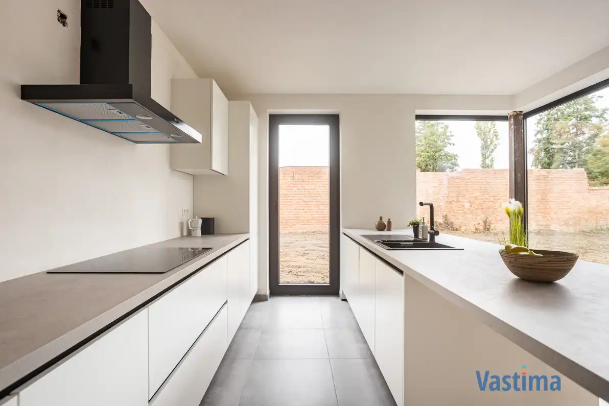 Nieuwbouw gesloten woning met 3 slaapkamers, garage en tuin foto 12