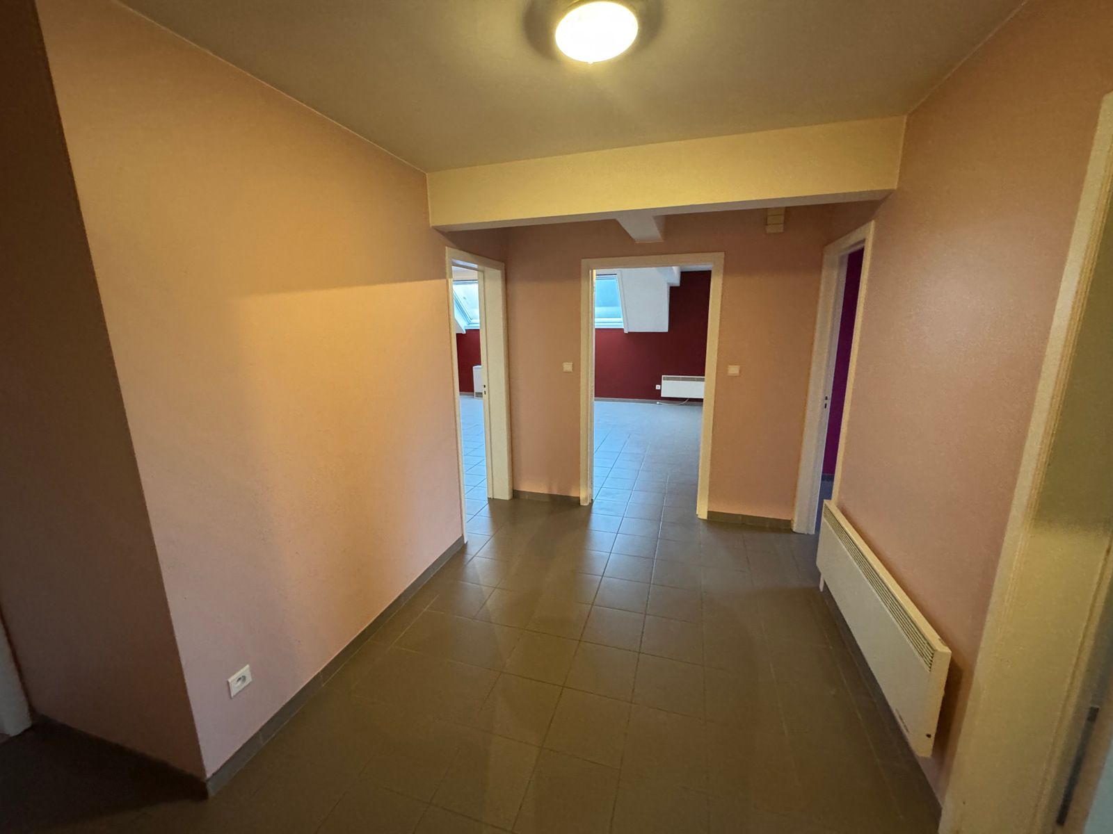 Appartement te huur in het gezellige Moerbeke foto 4