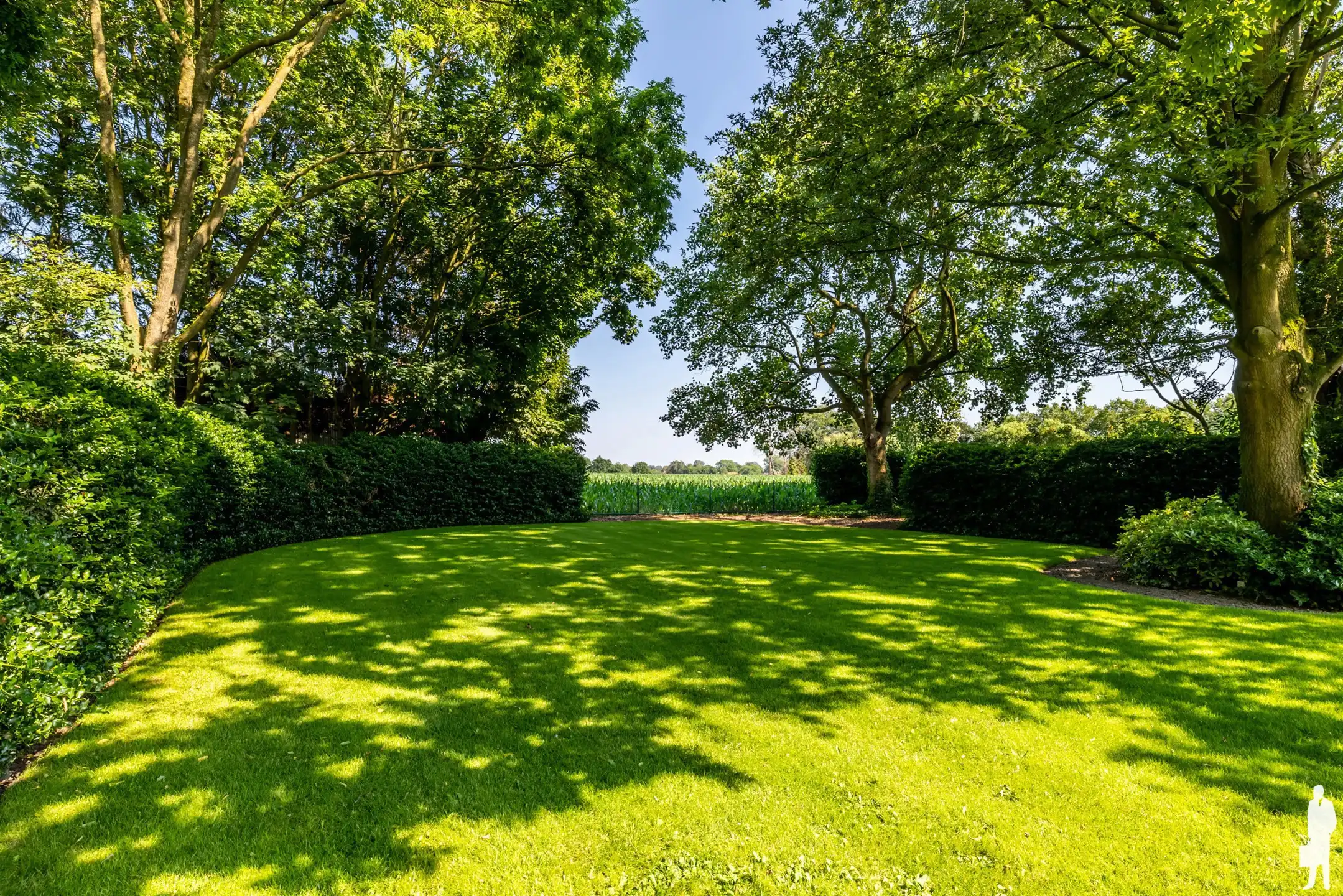 Prachtige villa met een bewoonbare oppervlakte van 512 m² foto 41