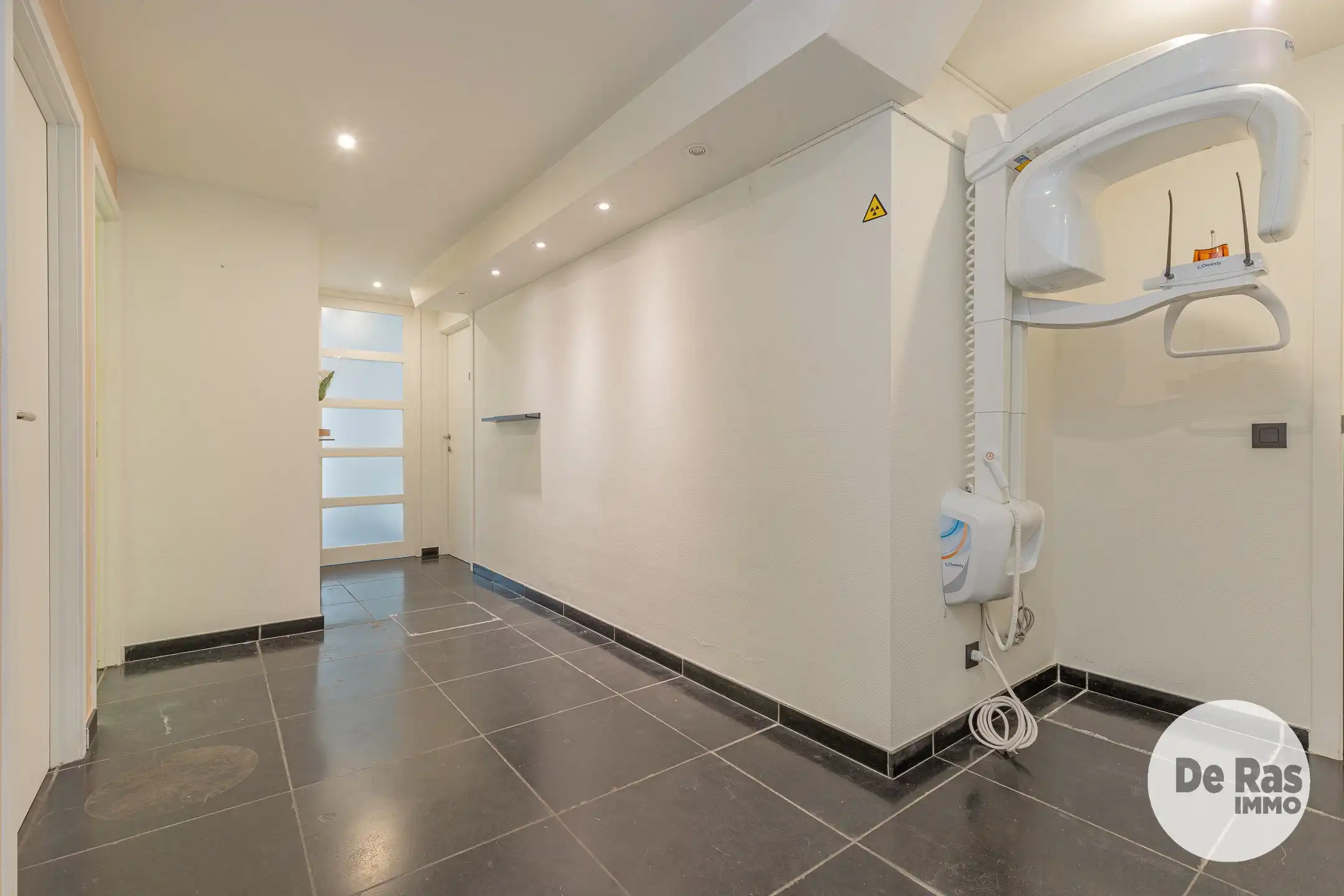 Splinternieuwe tandartspraktijk in centrum–145 m²-3 kabinetten foto 17