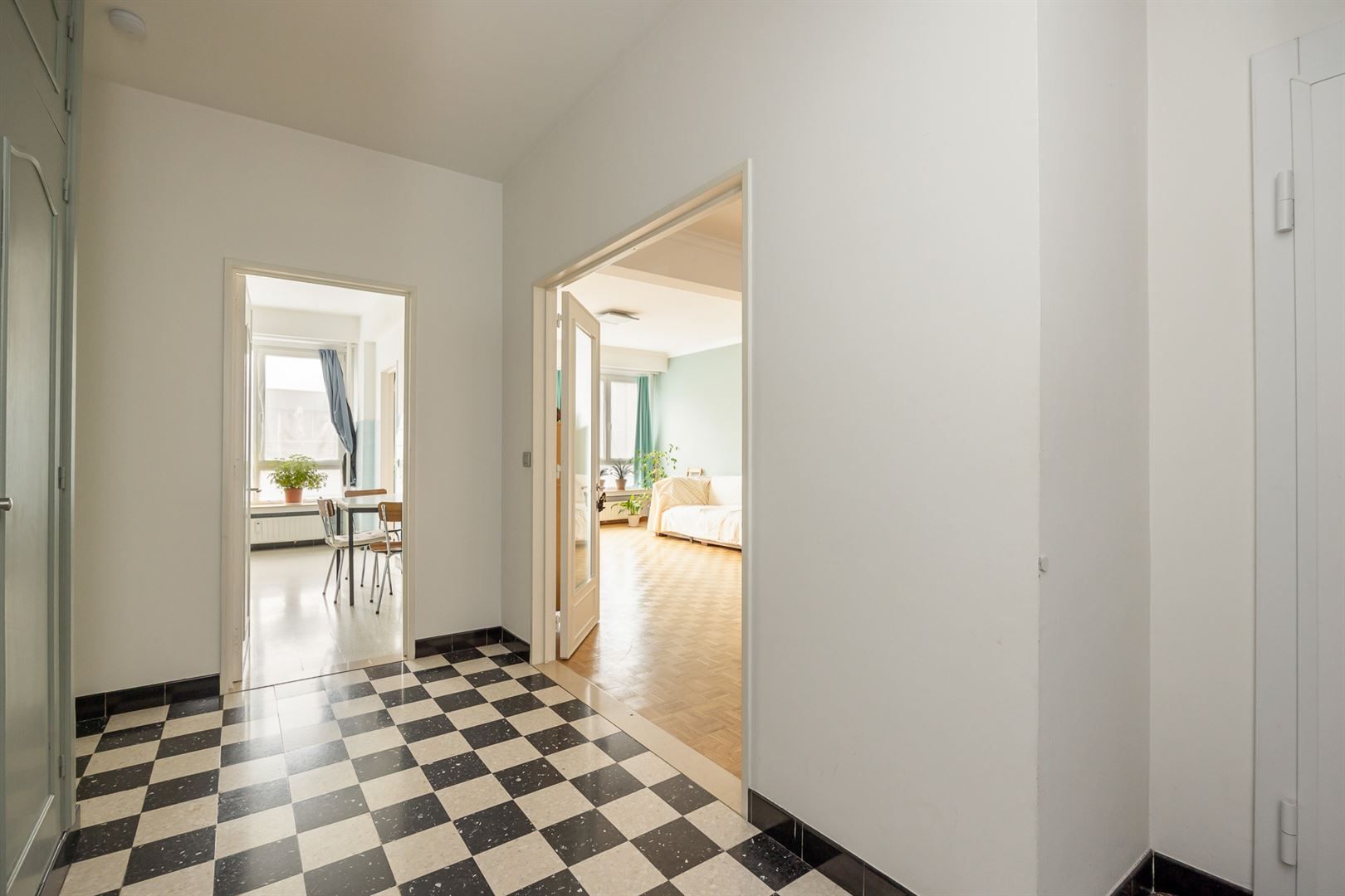 Ruim en lichtrijk 3-slaapkamerappartement op toplocatie.  foto 5
