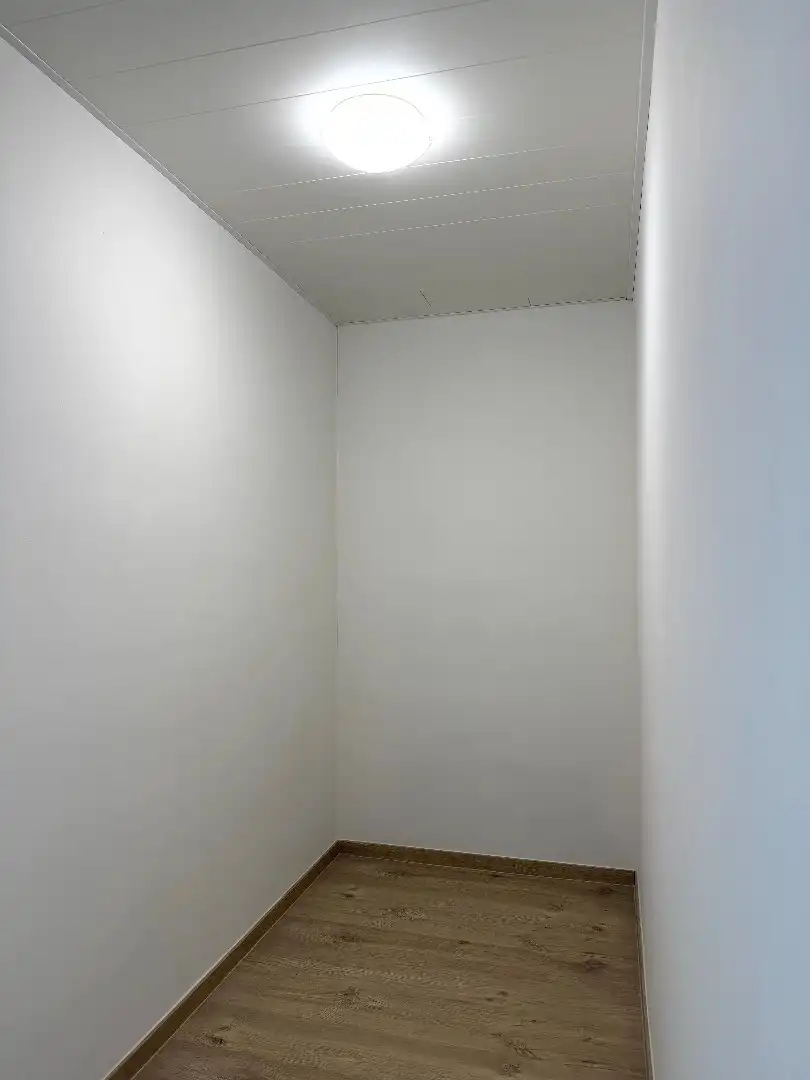 Gerenoveerde rijwoning met 2 slaapkamers! foto 16