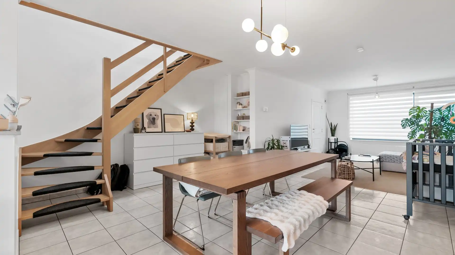 Duplex-appartement met drie slaapkamers en inpandige garage foto 6