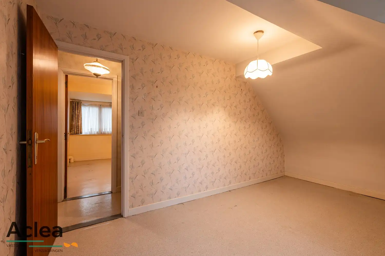 Karaktervolle vrijstaande woning op een goede locatie in Kaprijke foto 25