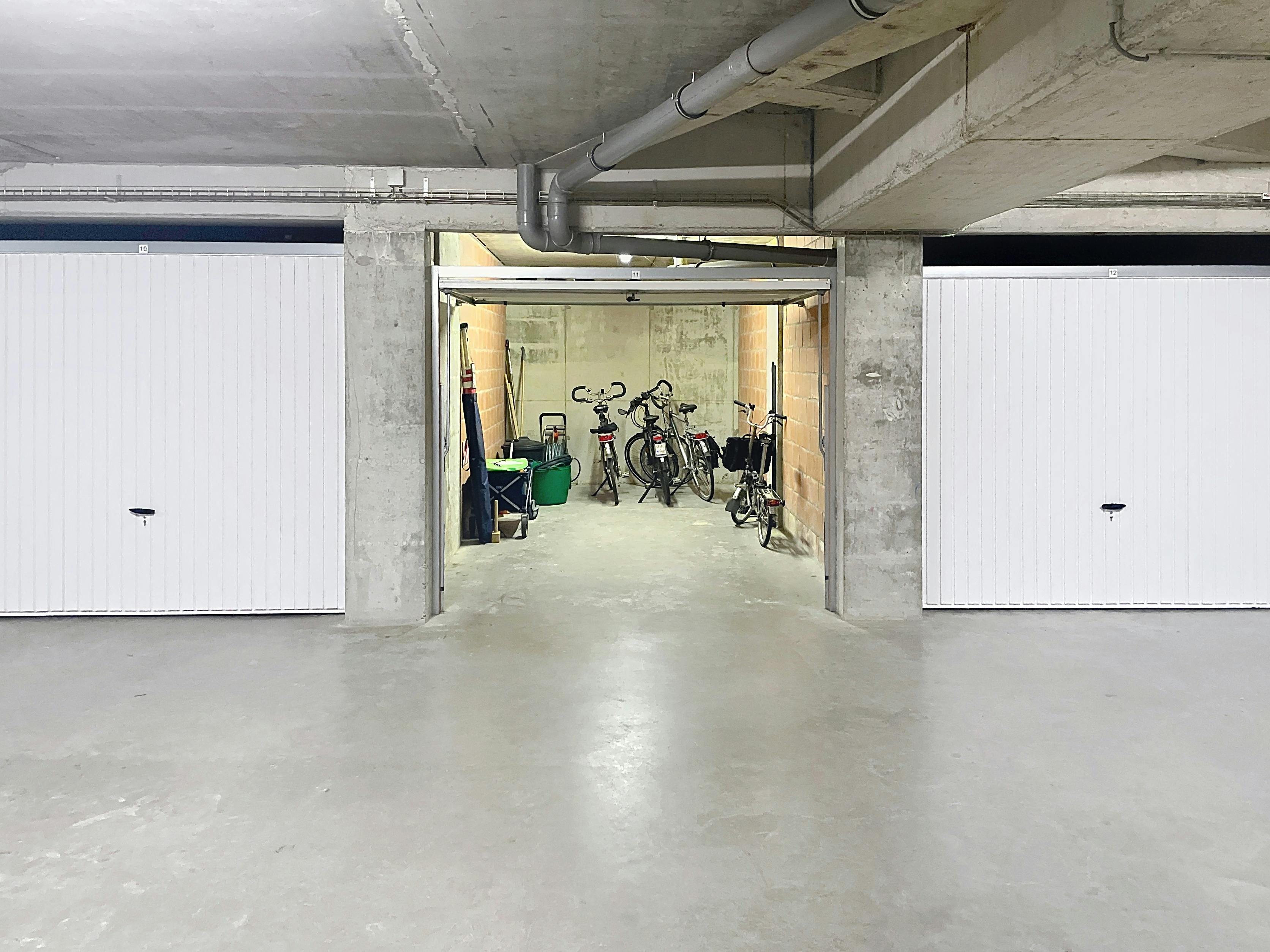 Garagebox (16 m²) te koop vlakbij Ster Der Zee in Koksijde. foto 4