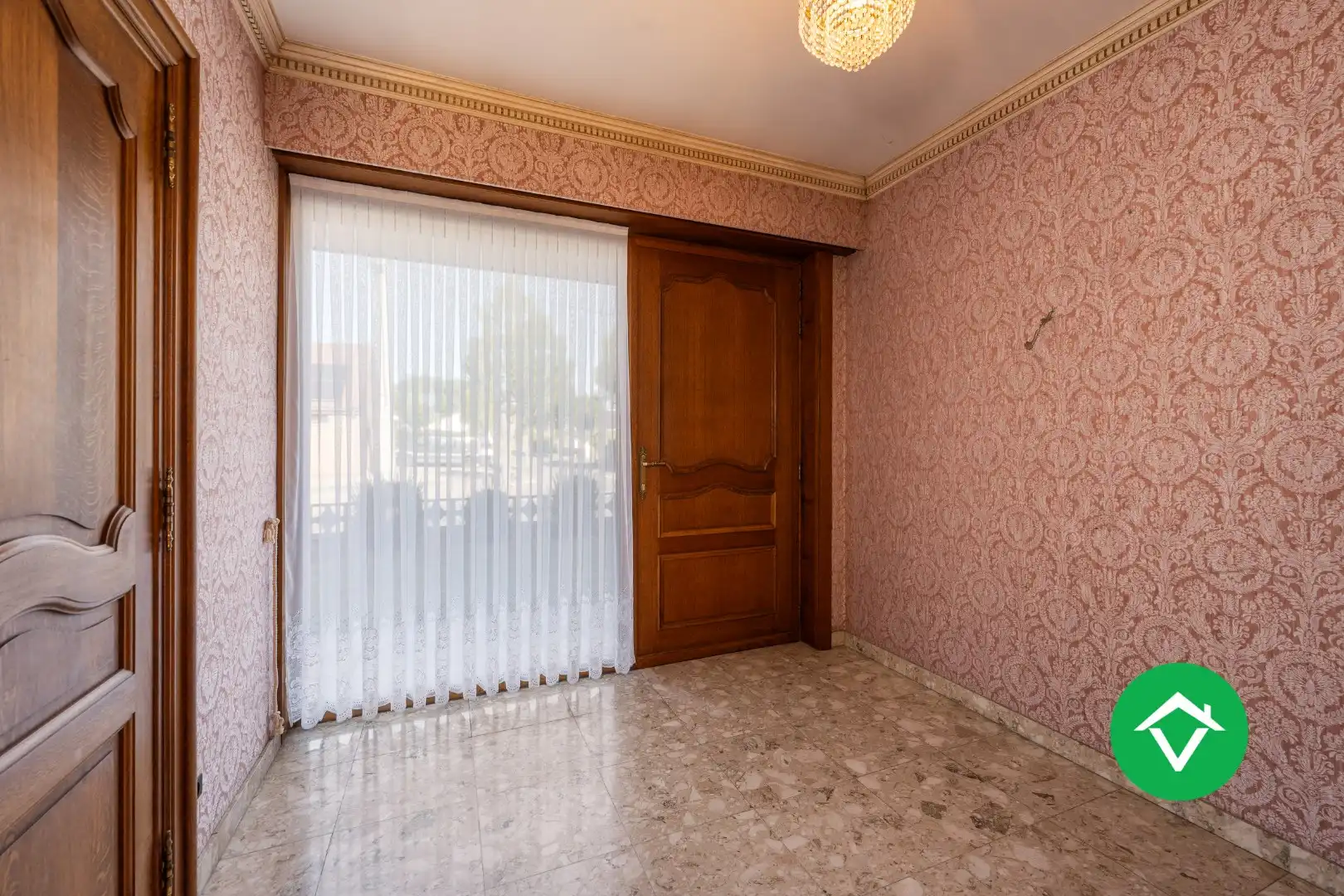Zeer ruime en instapklare woning met veel mogelijkheden te Eernegem foto 17